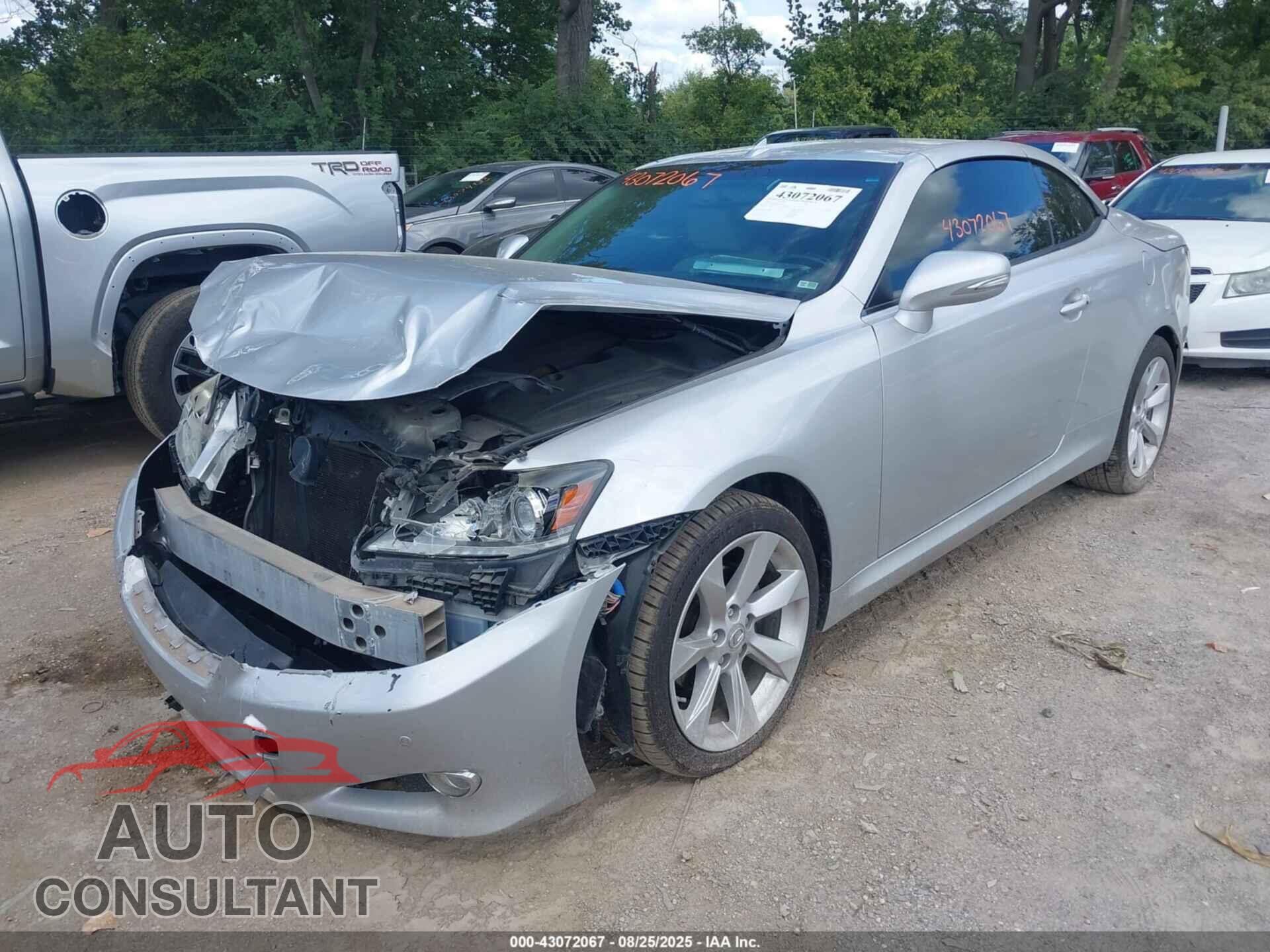 LEXUS IS 250C 2011 - JTHFF2C22B2514990
