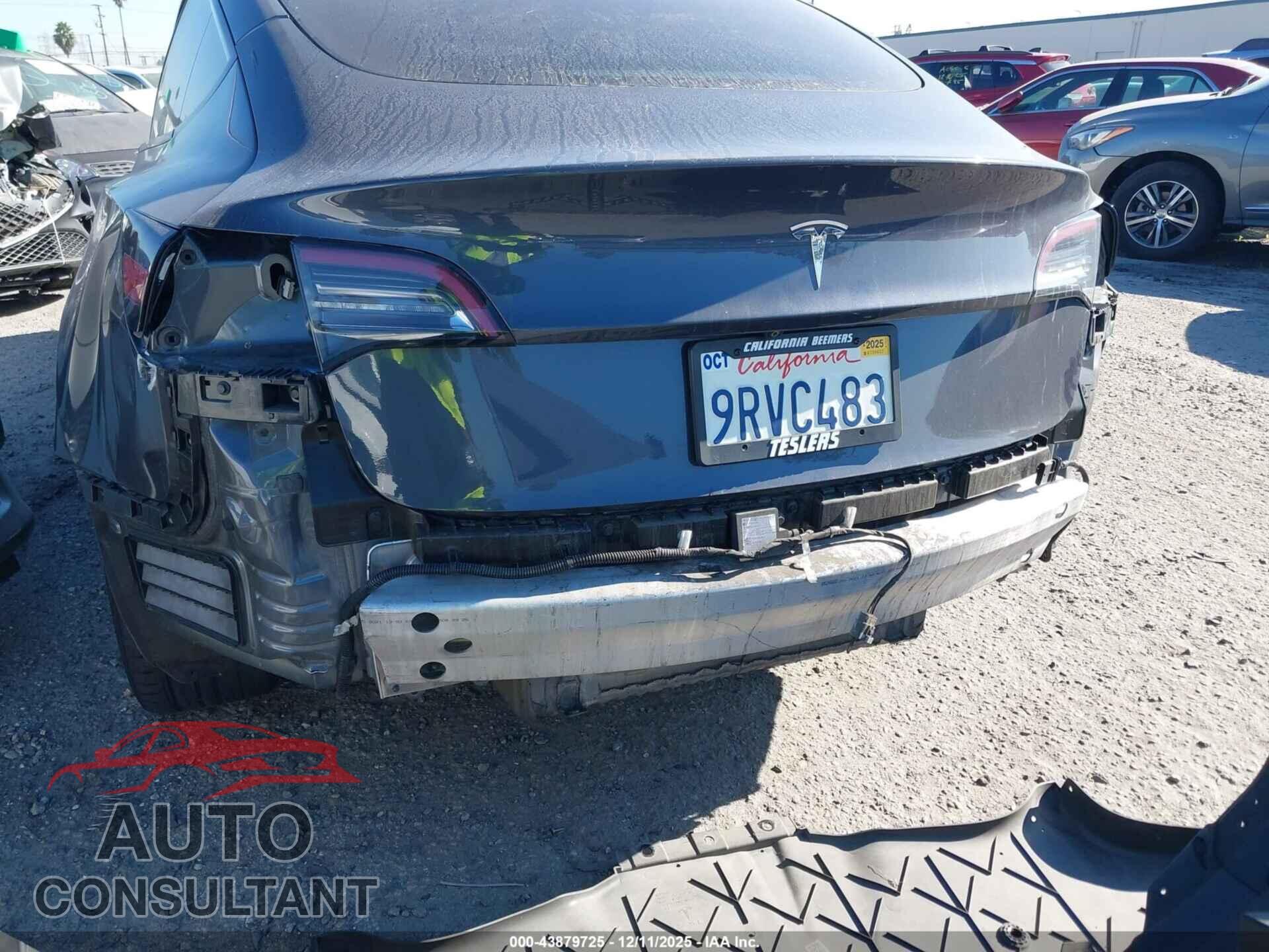 TESLA MODEL 3 2021 - 5YJ3E1EA8MF080760