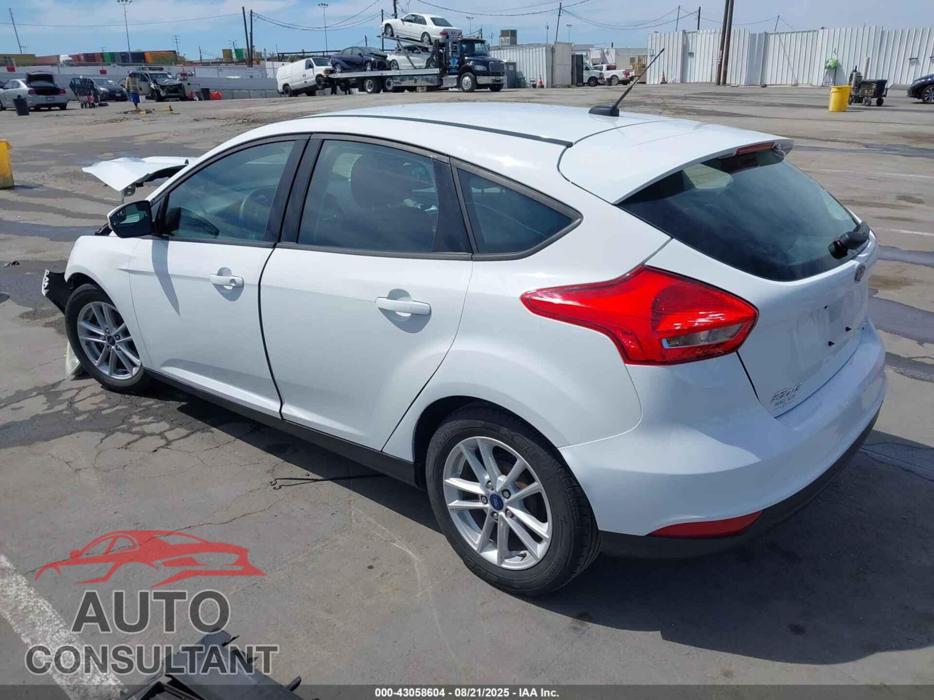FORD FOCUS 2017 - 1FADP3K2XHL333156
