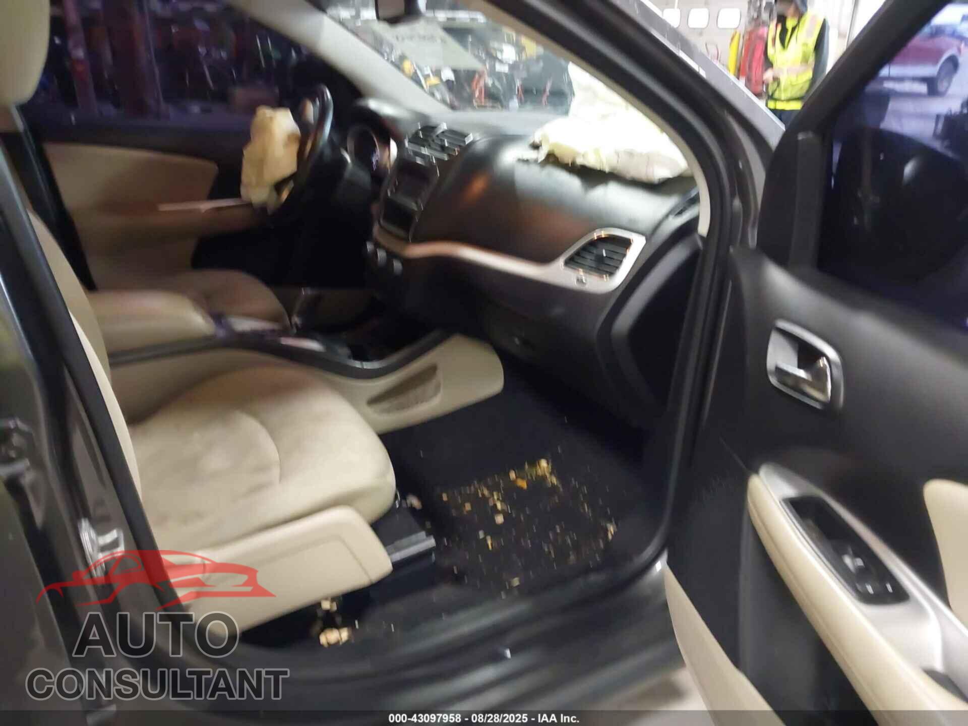 DODGE JOURNEY 2015 - 3C4PDCAB1FT756212