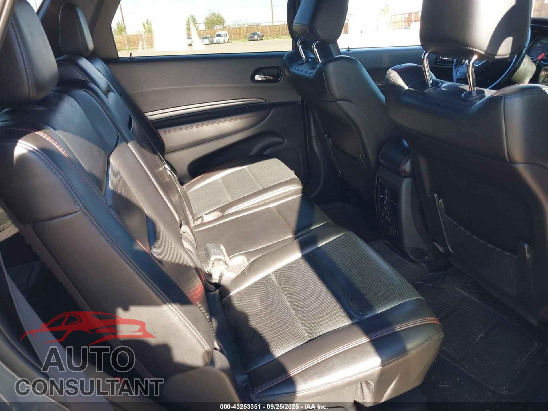 DODGE DURANGO 2023 - 1C4RDJDG5PC572716