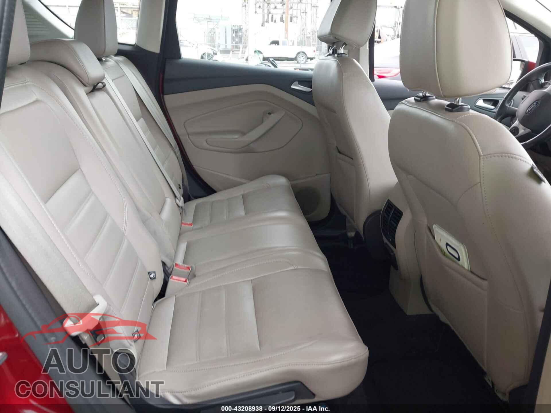 FORD C-MAX ENERGI 2017 - 1FADP5EU6HL112405