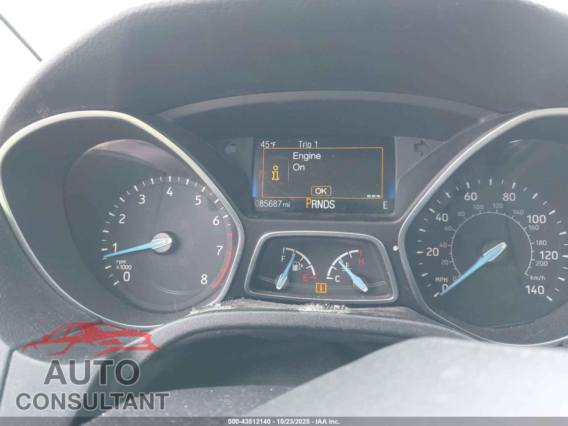 FORD FOCUS 2017 - 1FADP3J22HL238317