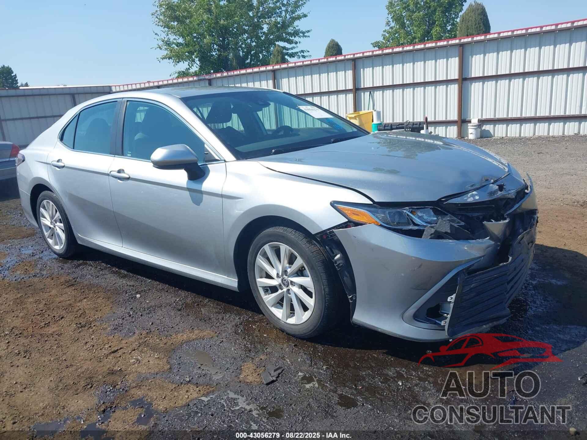 TOYOTA CAMRY 2021 - 4T1C11AK1MU471729