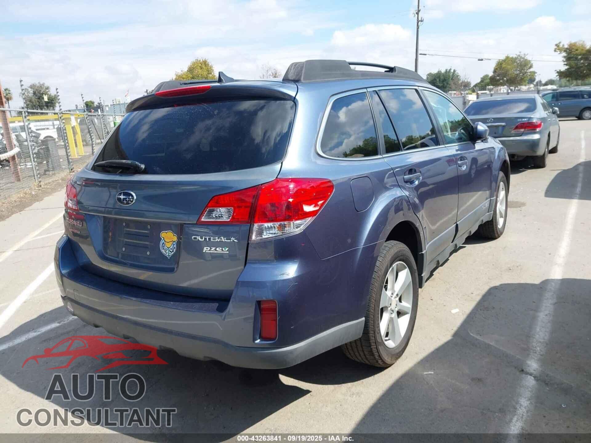 SUBARU OUTBACK 2014 - 4S4BRBCC5E3326653
