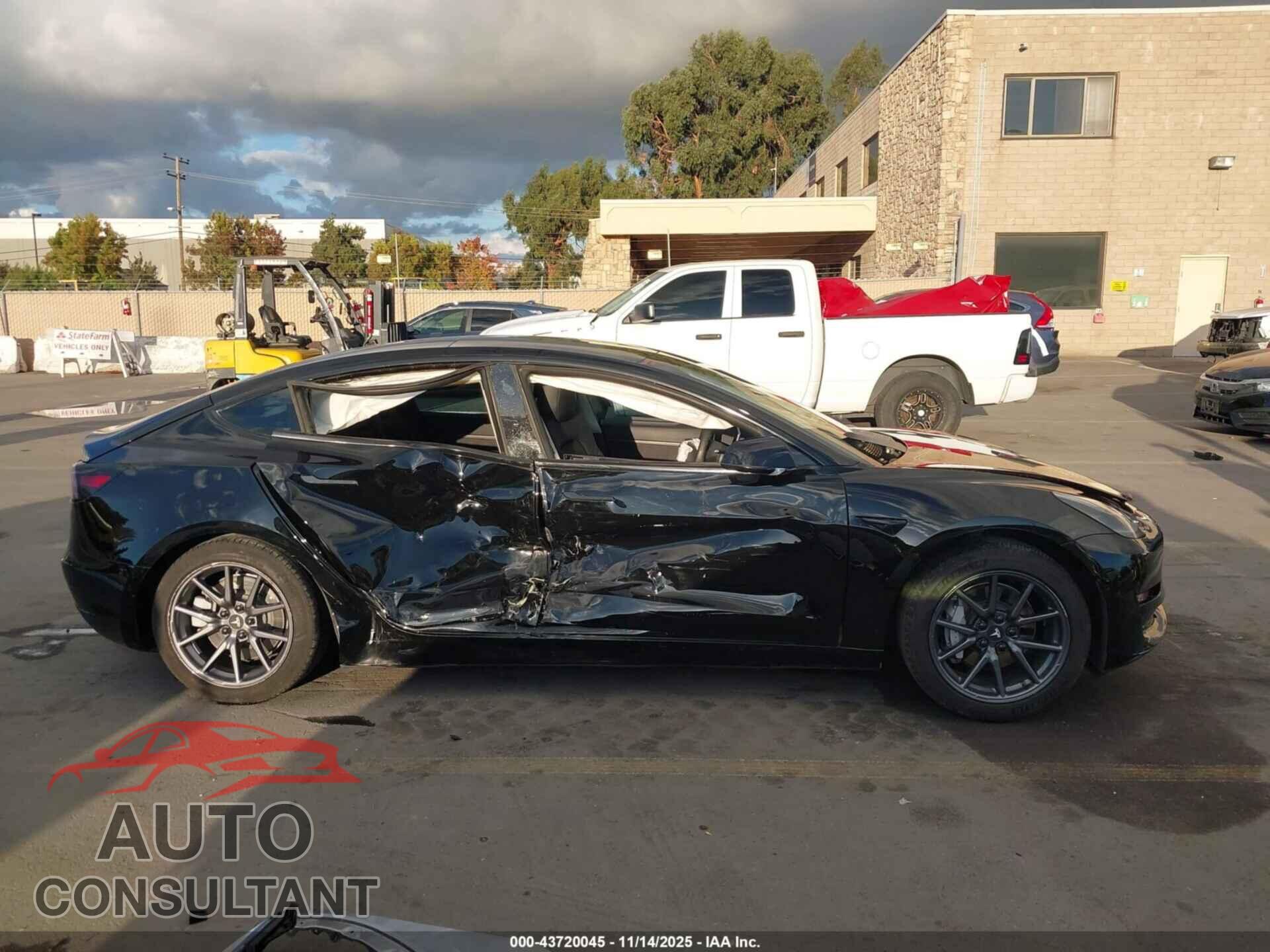 TESLA MODEL 3 2020 - 5YJ3E1EA2LF743206