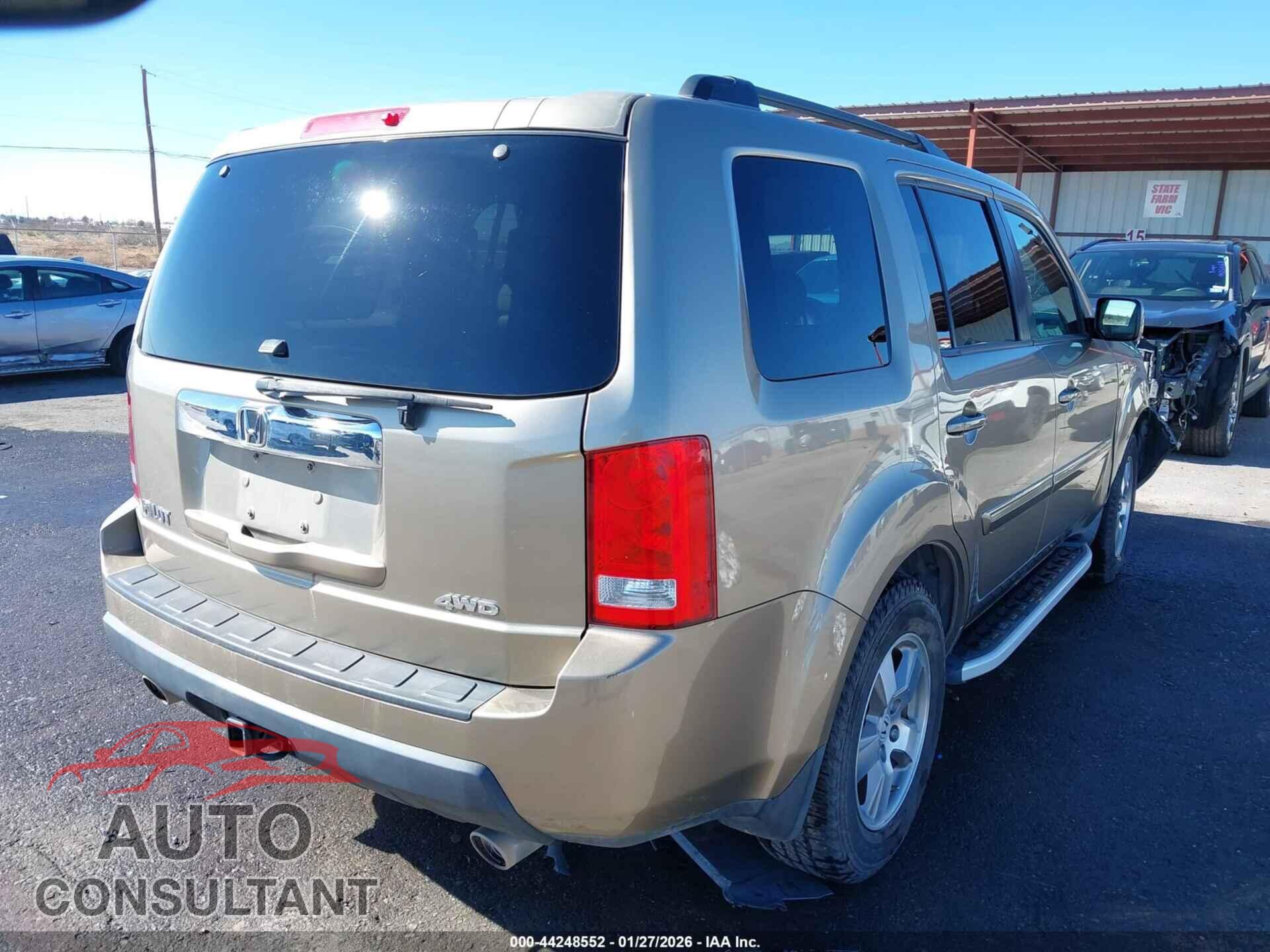 HONDA PILOT 2010 - 5FNYF4H68AB006830