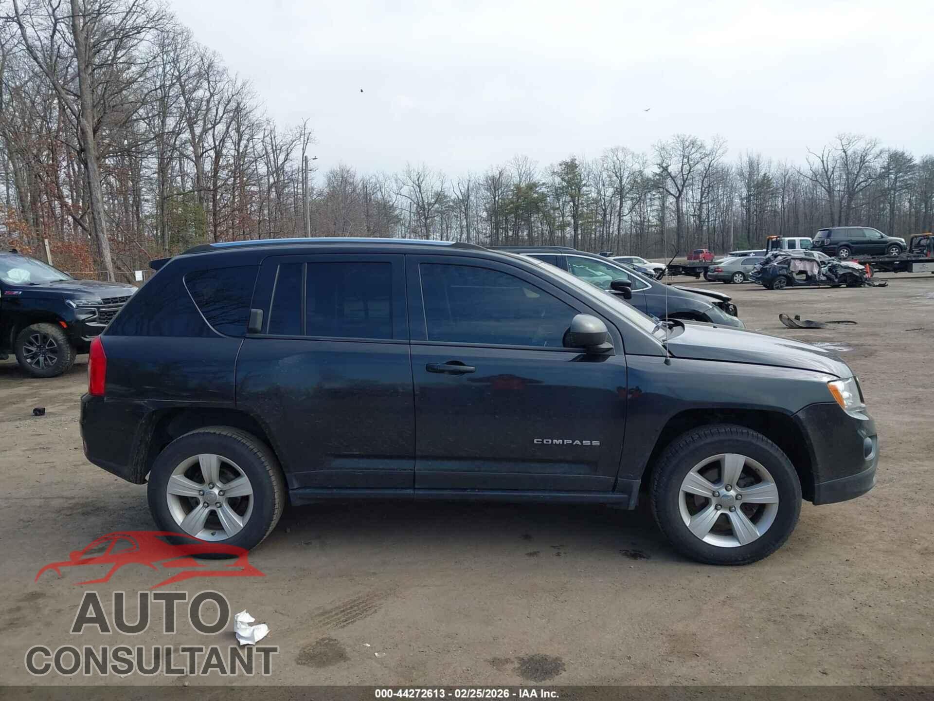JEEP COMPASS 2011 - 1J4NF1FB6BD218971