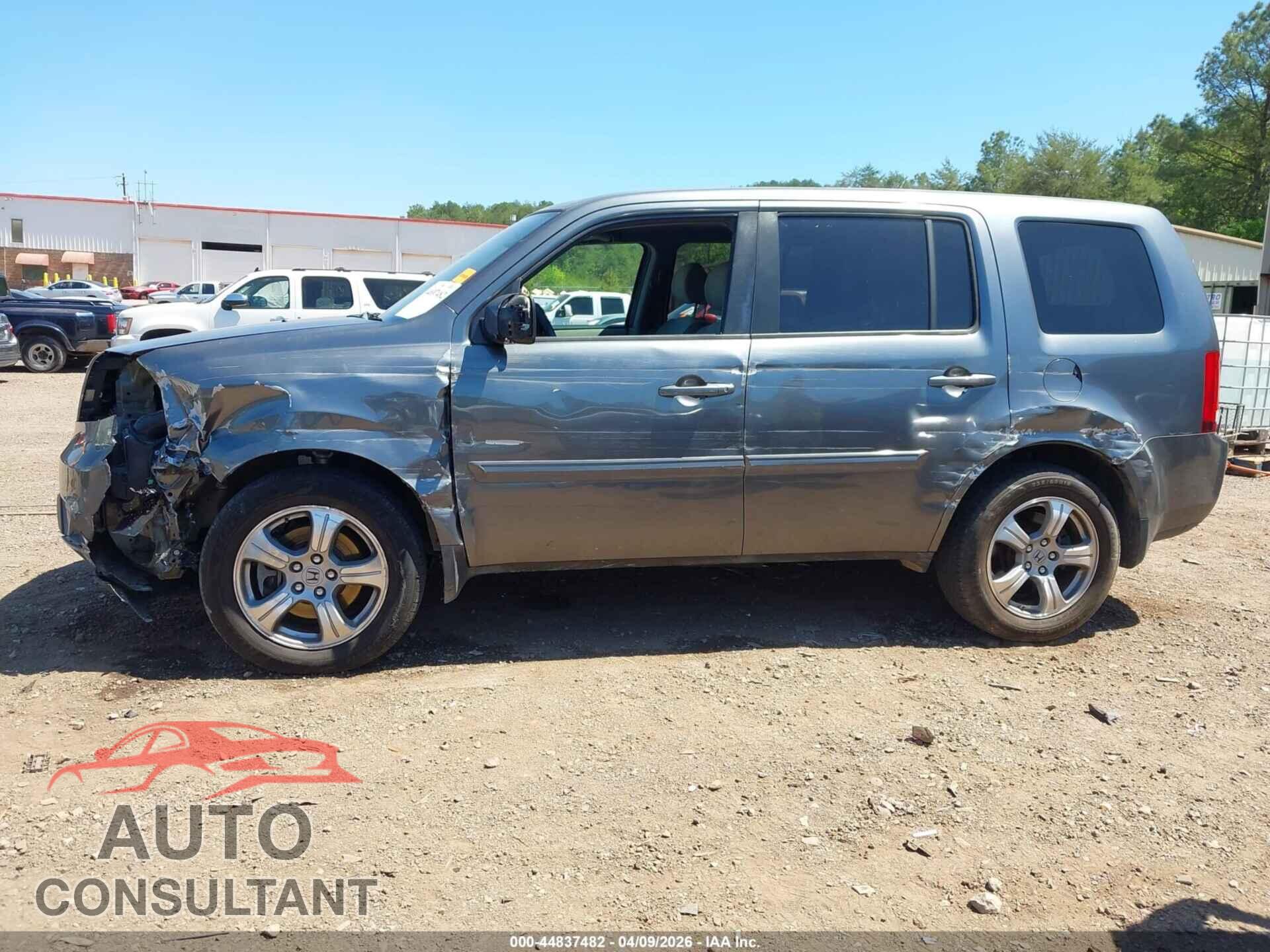 HONDA PILOT 2013 - 5FNYF3H49DB024959