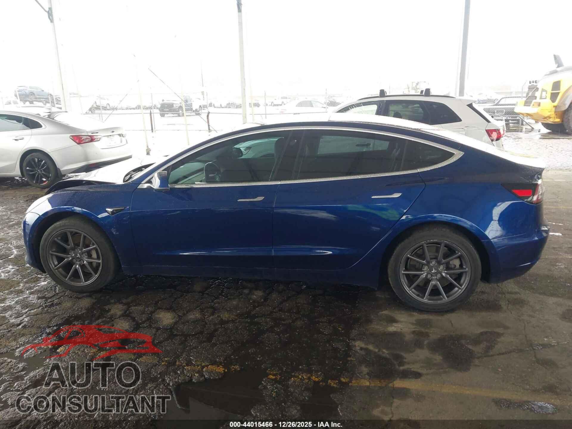 TESLA MODEL 3 2018 - 5YJ3E1EA3JF016914