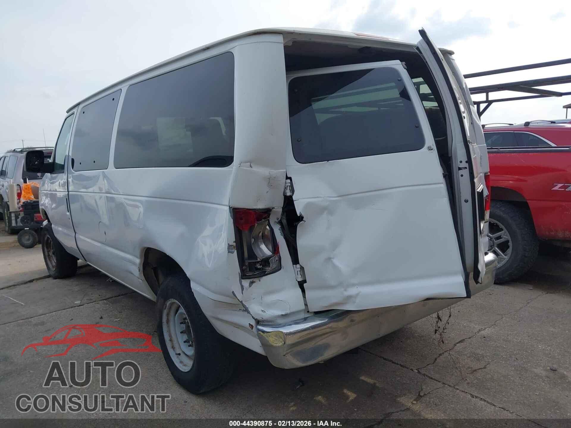 FORD E-350 SUPER DUTY 2012 - 1FBNE3BL2CDA24897