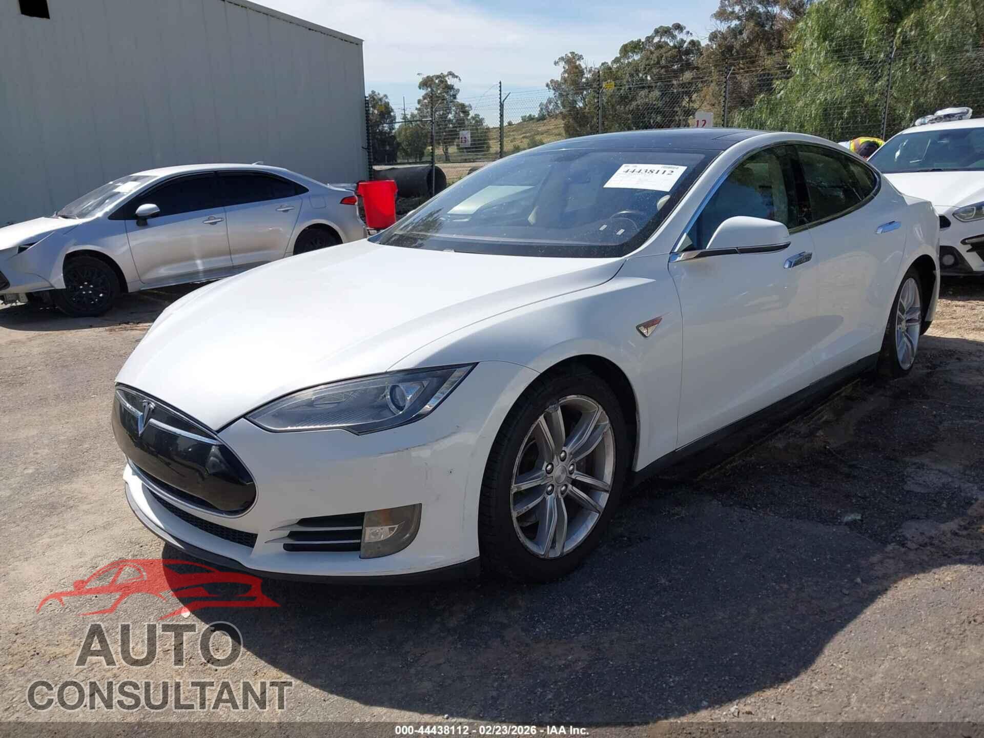 TESLA MODEL S 2013 - 5YJSA1CN3DFP10391