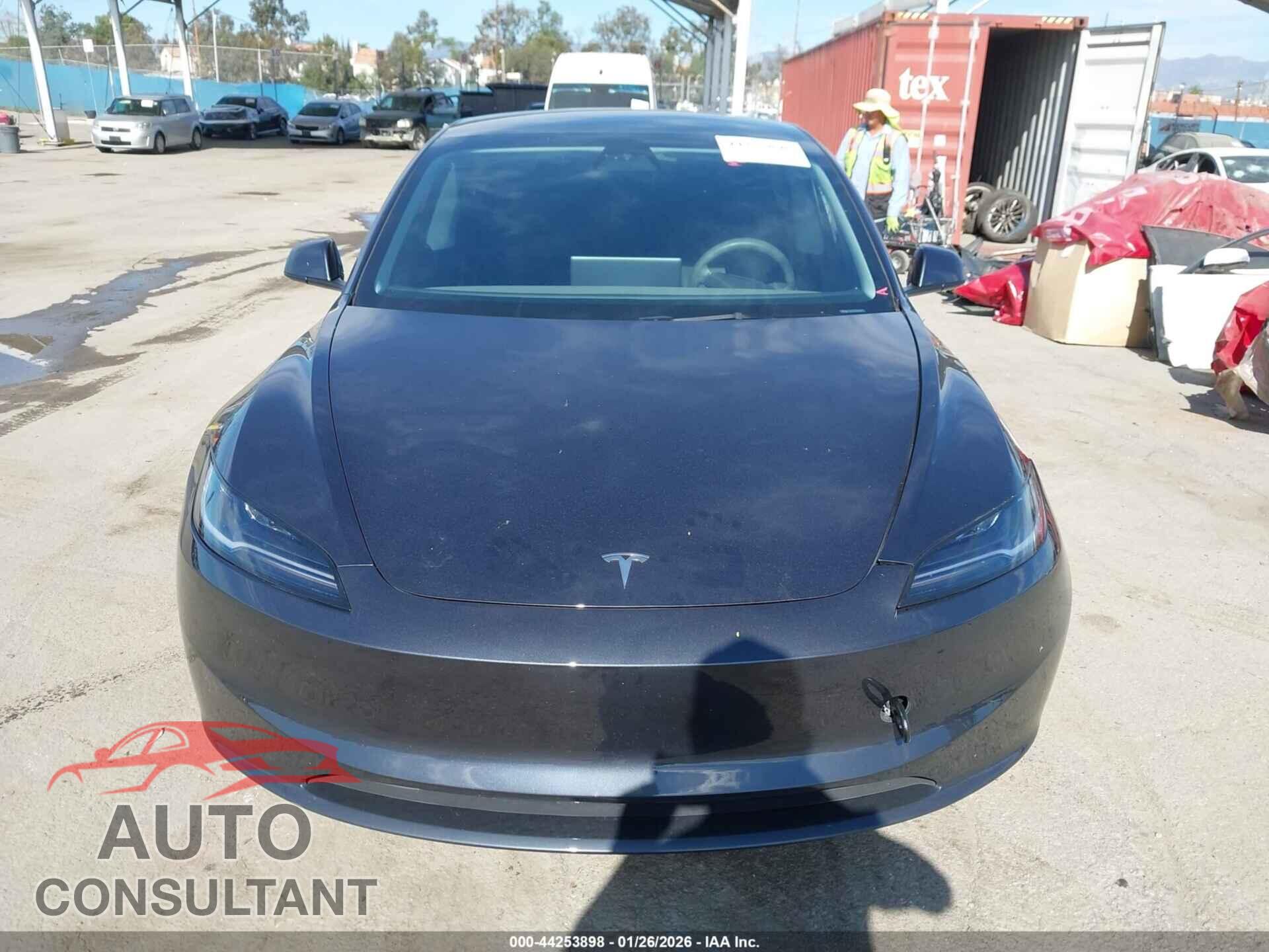 TESLA MODEL 3 2024 - 5YJ3E1EA1RF866052