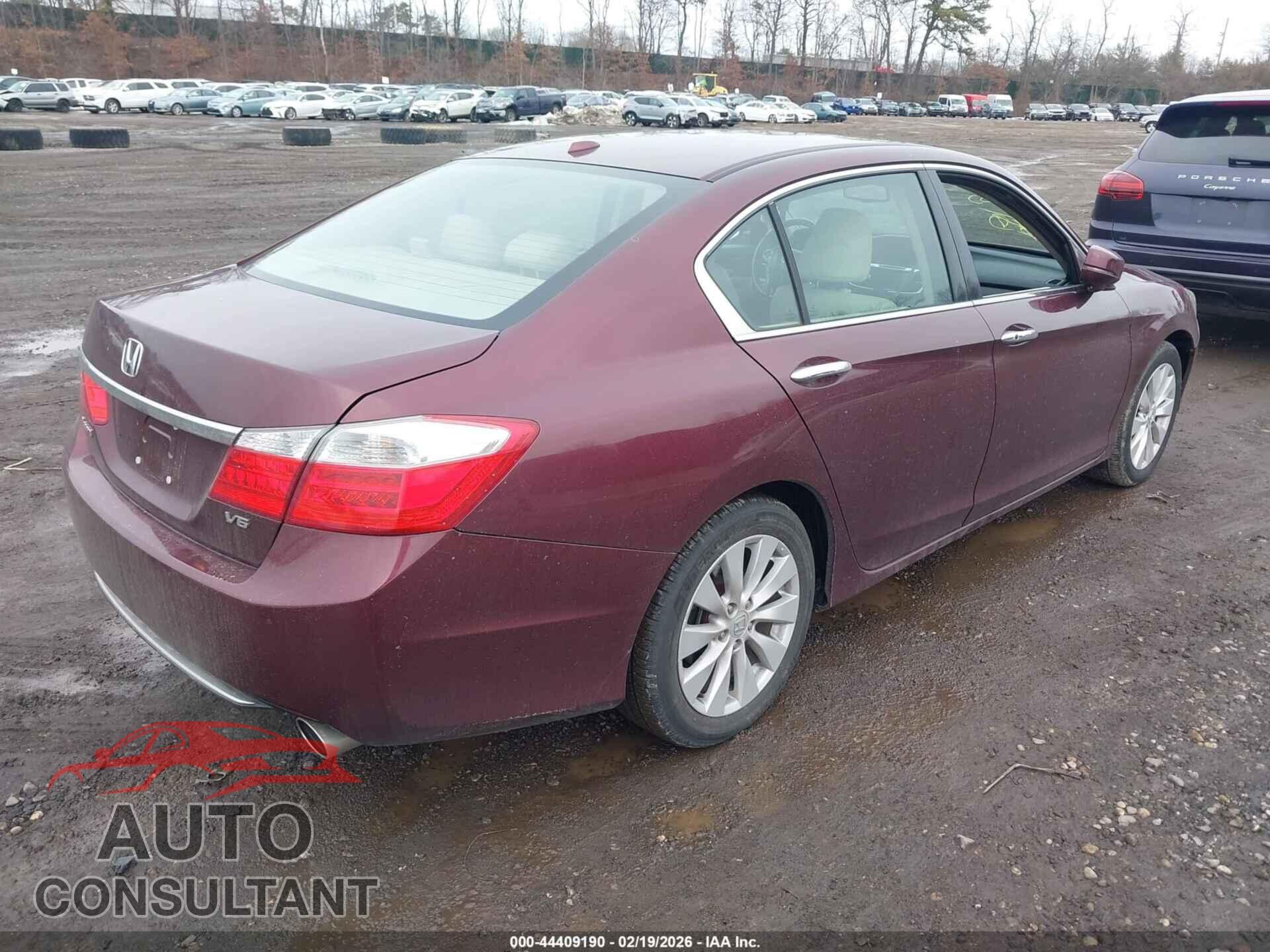 HONDA ACCORD 2013 - 1HGCR3F80DA038833
