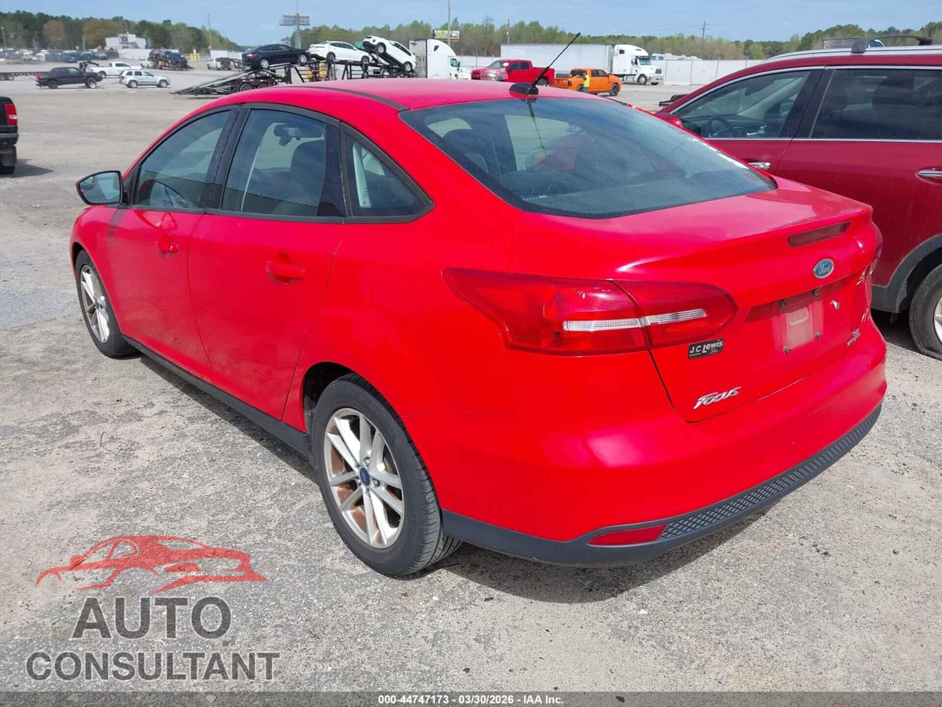 FORD FOCUS 2015 - 1FADP3F2XFL243562