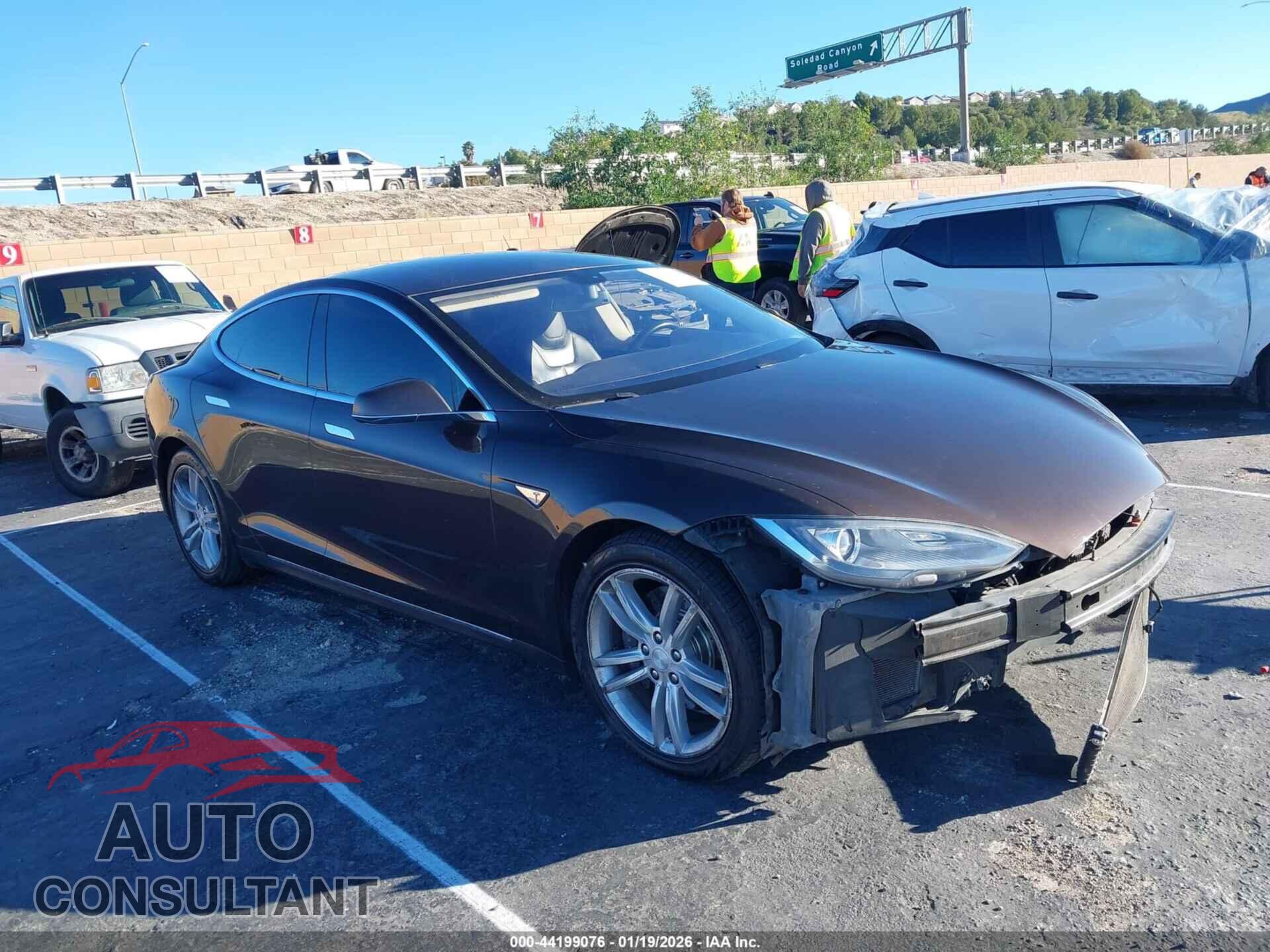 TESLA MODEL S 2013 - 5YJSA1CN0DFP11465
