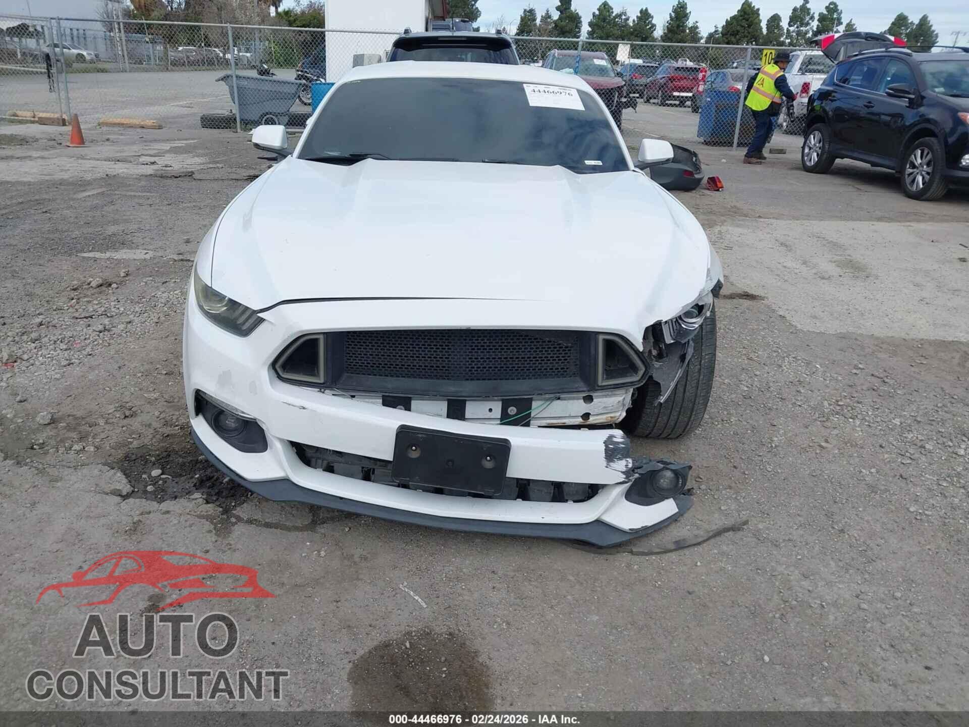 FORD MUSTANG 2015 - 1FA6P8TH0F5370646