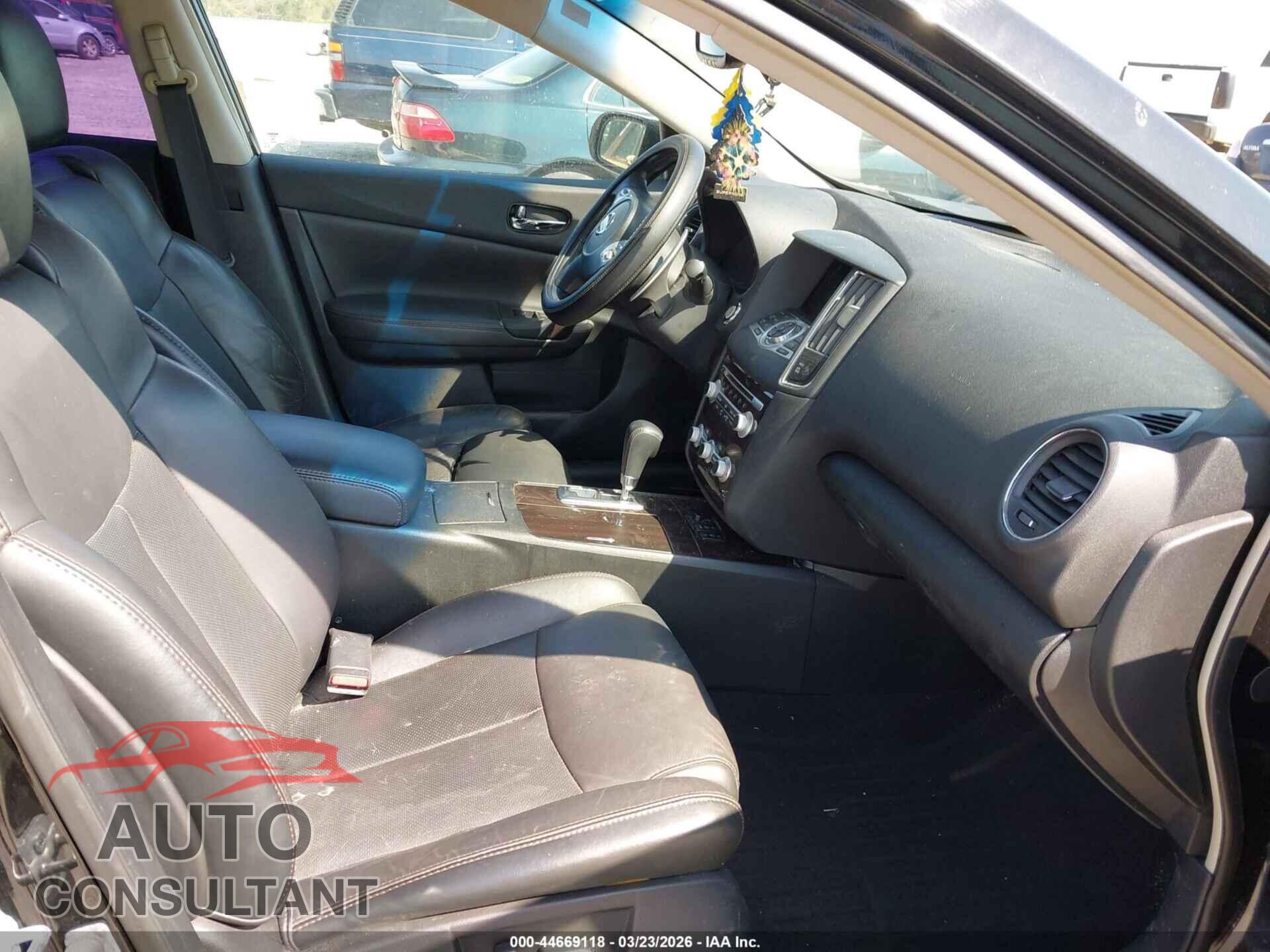NISSAN MAXIMA 2012 - 1N4AA5AP7CC825617