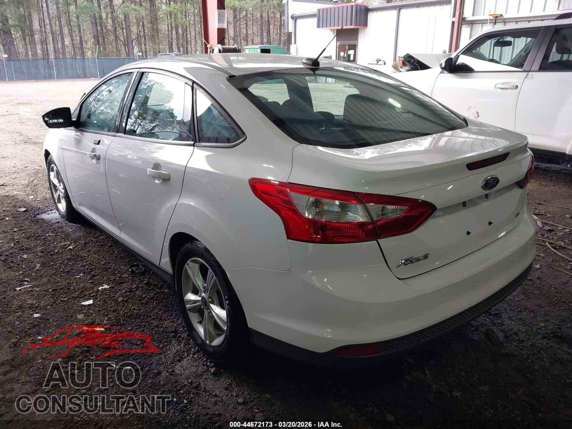 FORD FOCUS 2014 - 1FADP3F21EL378024