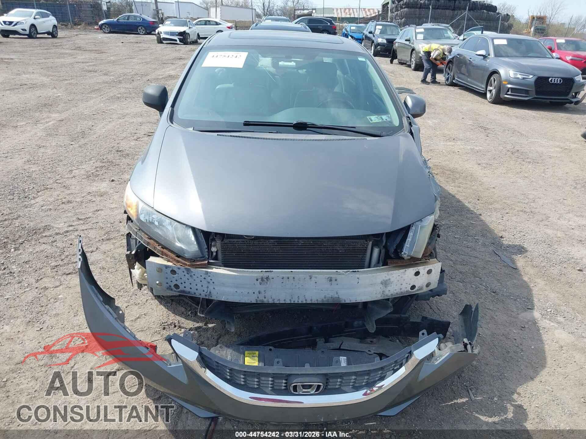 HONDA CIVIC 2012 - 2HGFB2F97CH553459