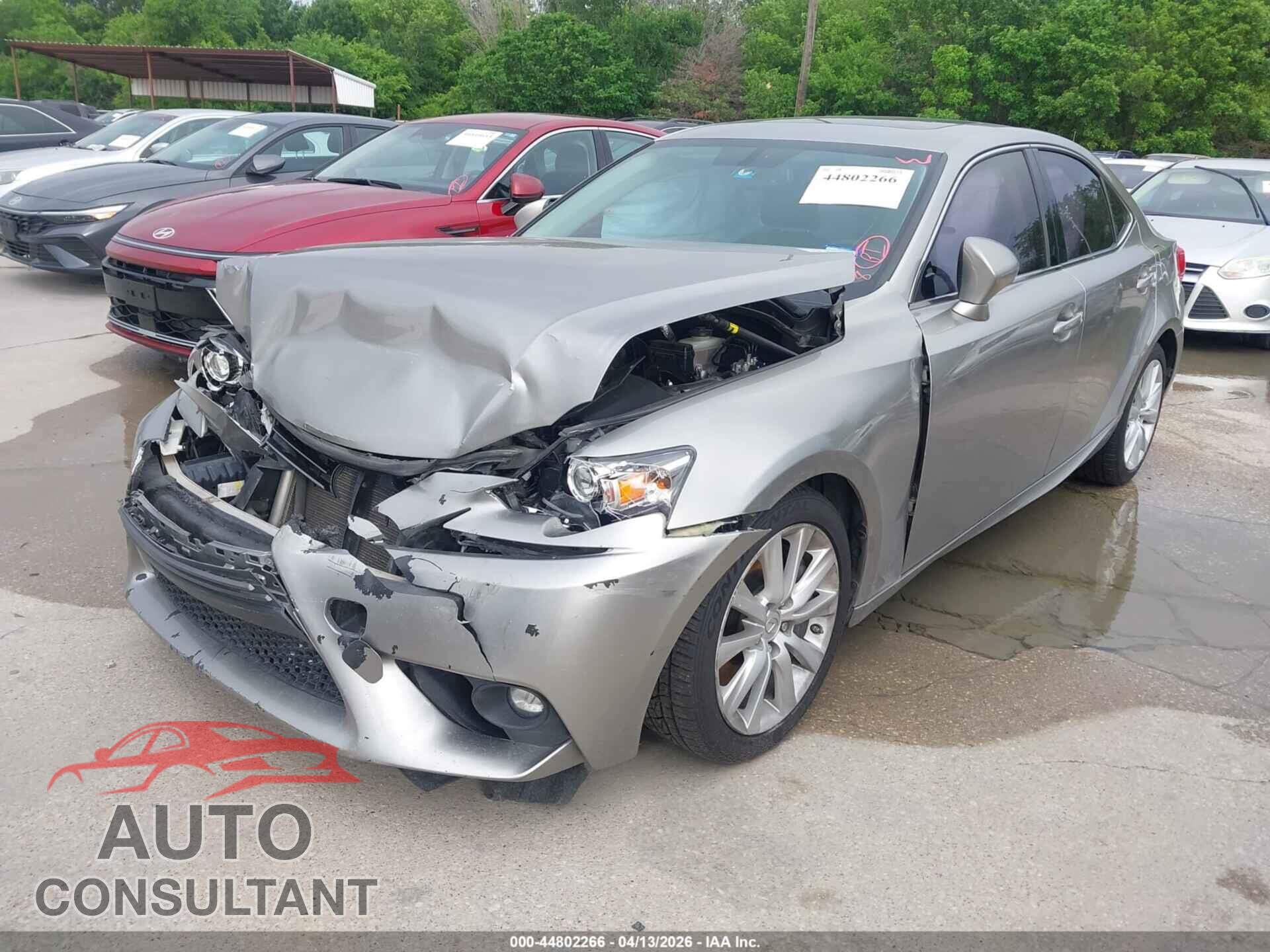 LEXUS IS 200T 2016 - JTHBA1D24G5001901