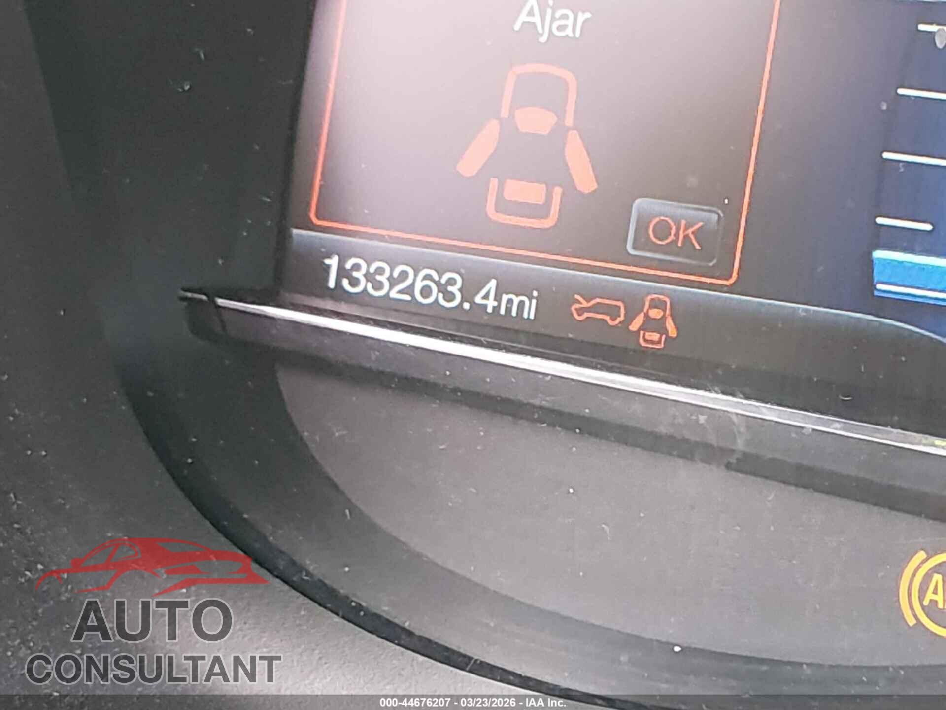 FORD EXPLORER 2018 - 1FM5K7D83JGB40279