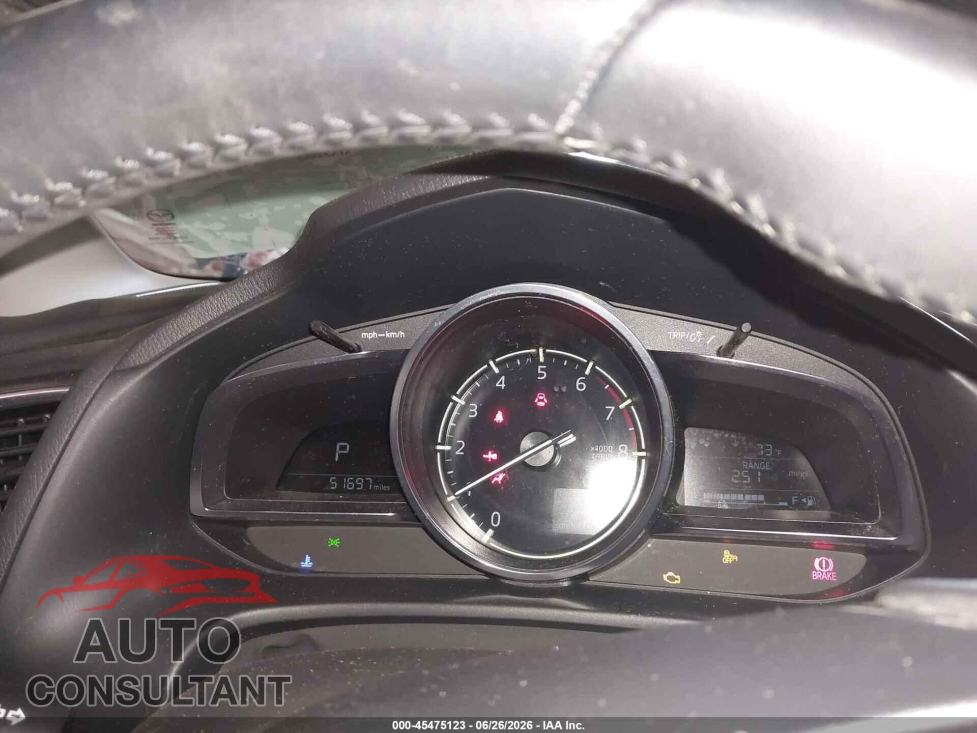 MAZDA MAZDA3 2017 - JM1BN1W38H1136660