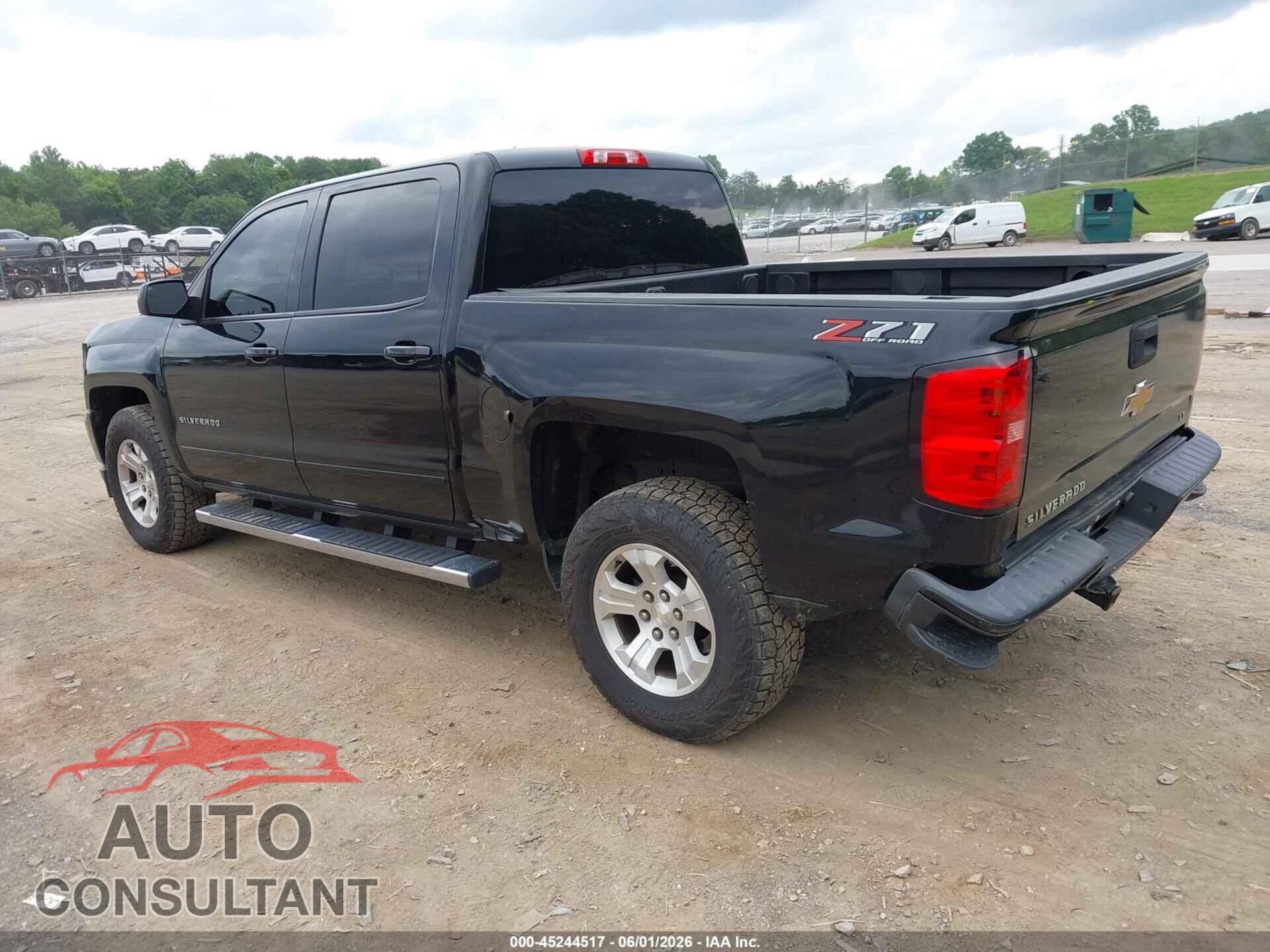 CHEVROLET SILVERADO 1500 2018 - 3GCUKREC6JG524382
