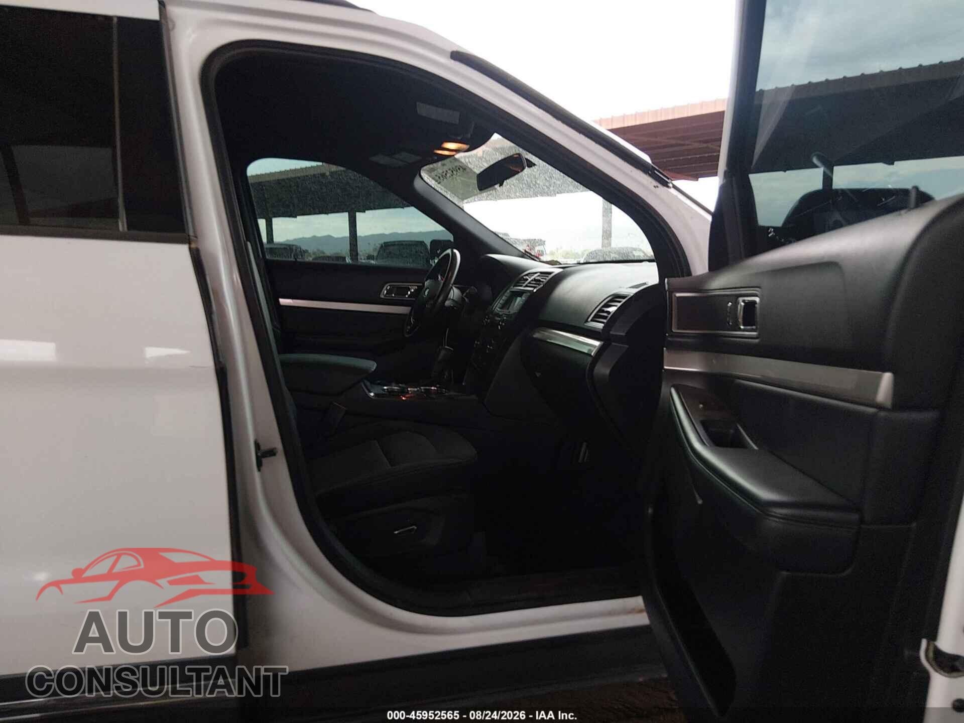FORD EXPLORER 2017 - 1FM5K7DH9HGD90331