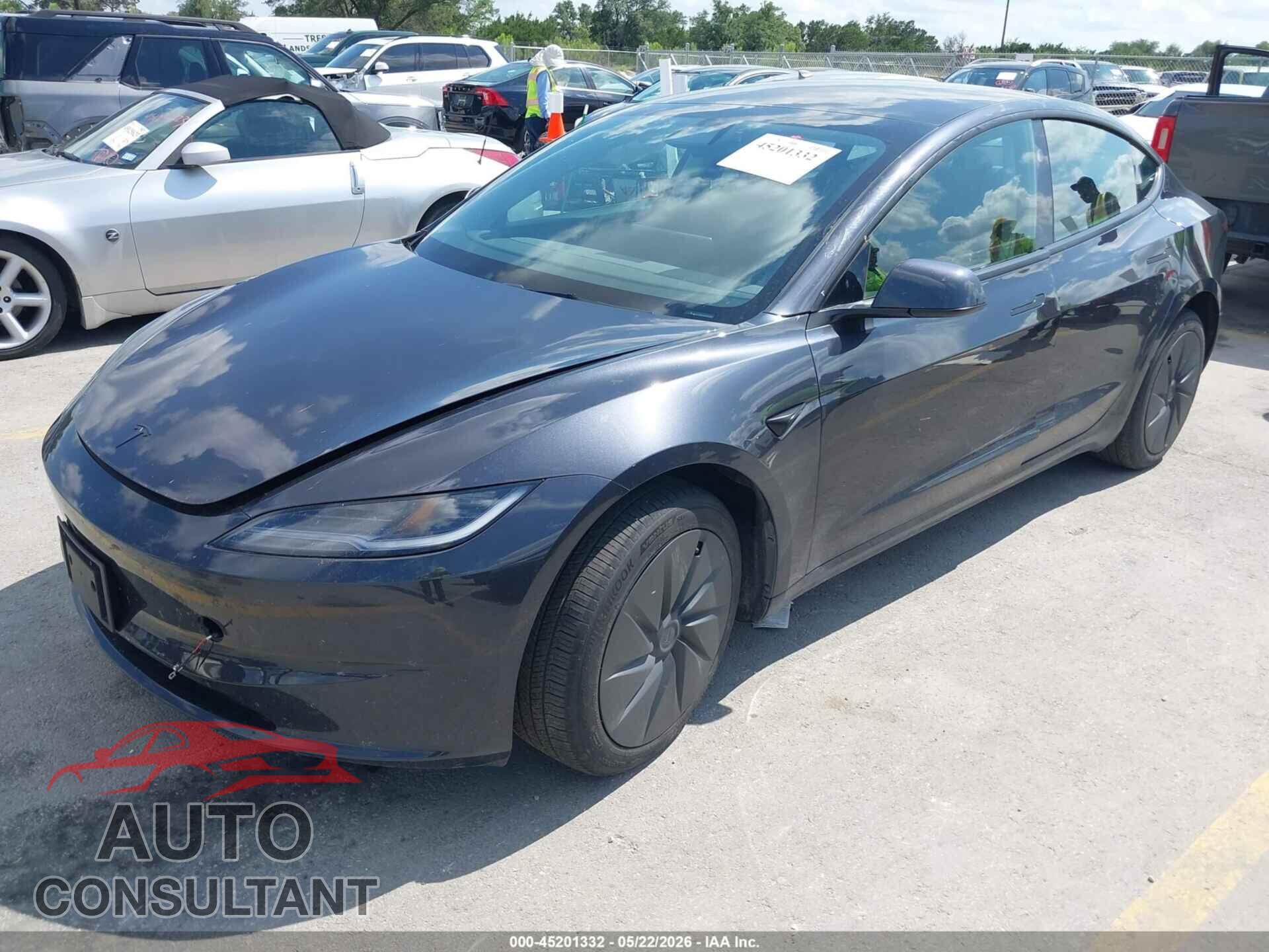 TESLA MODEL 3 2025 - 5YJ3E1EA9SF132975