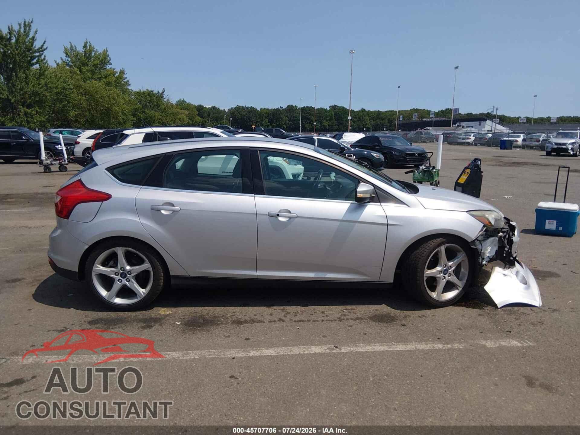 FORD FOCUS 2014 - 1FADP3N26EL146830