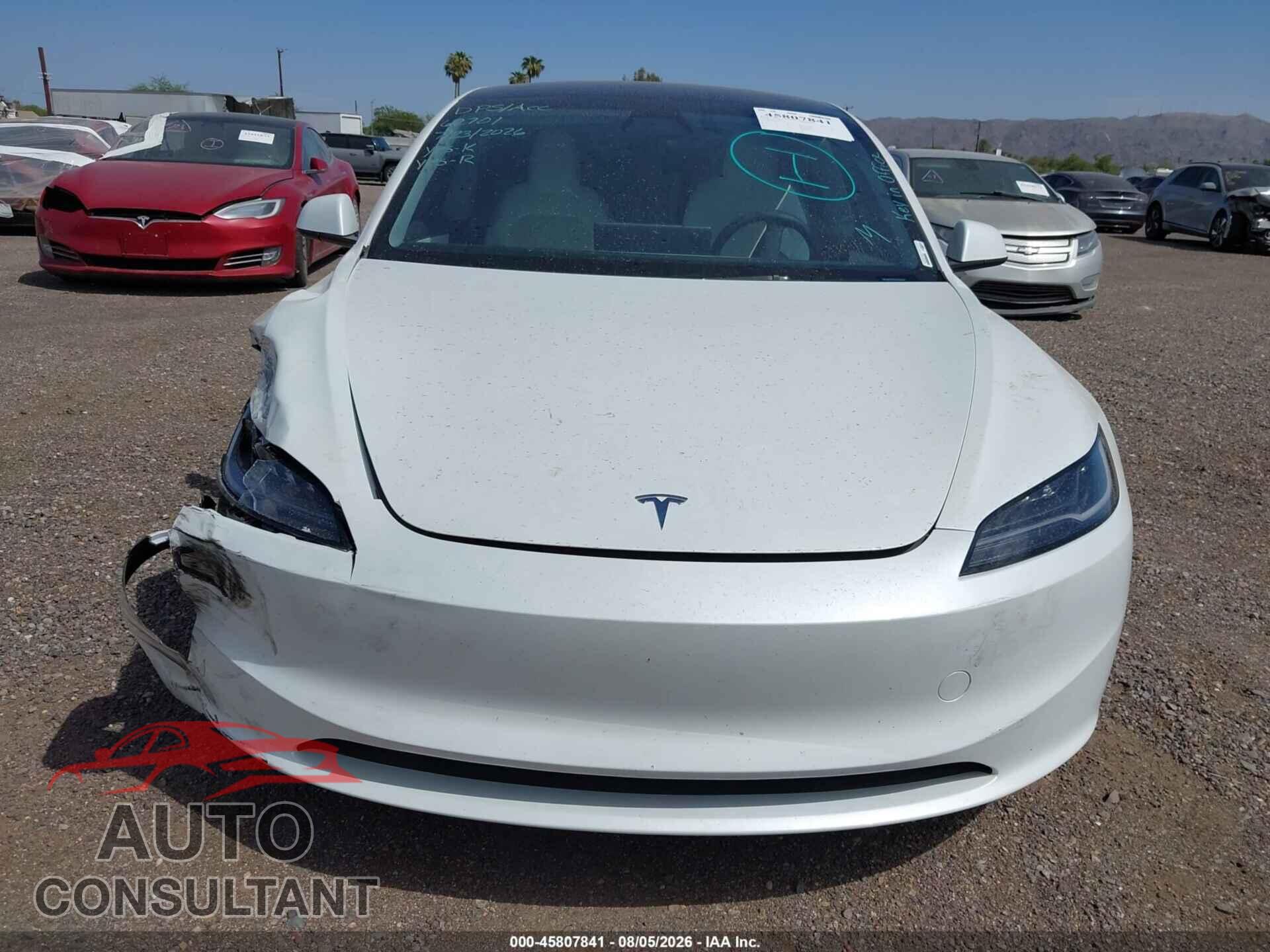 TESLA MODEL 3 2025 - 5YJ3E1EA7SF048184