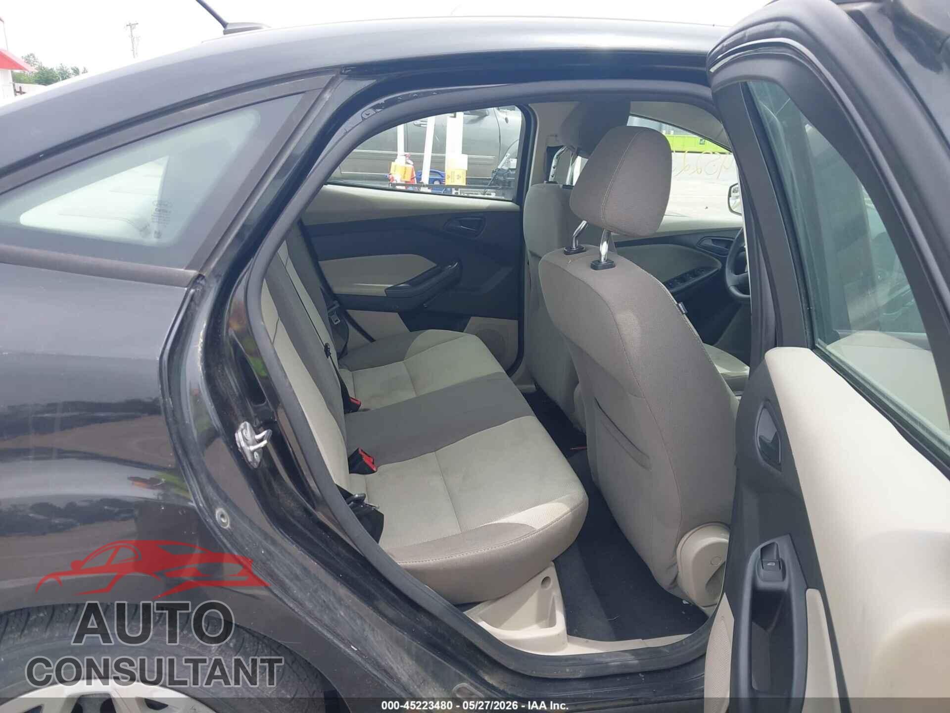 FORD FOCUS 2012 - 1FAHP3F21CL336015
