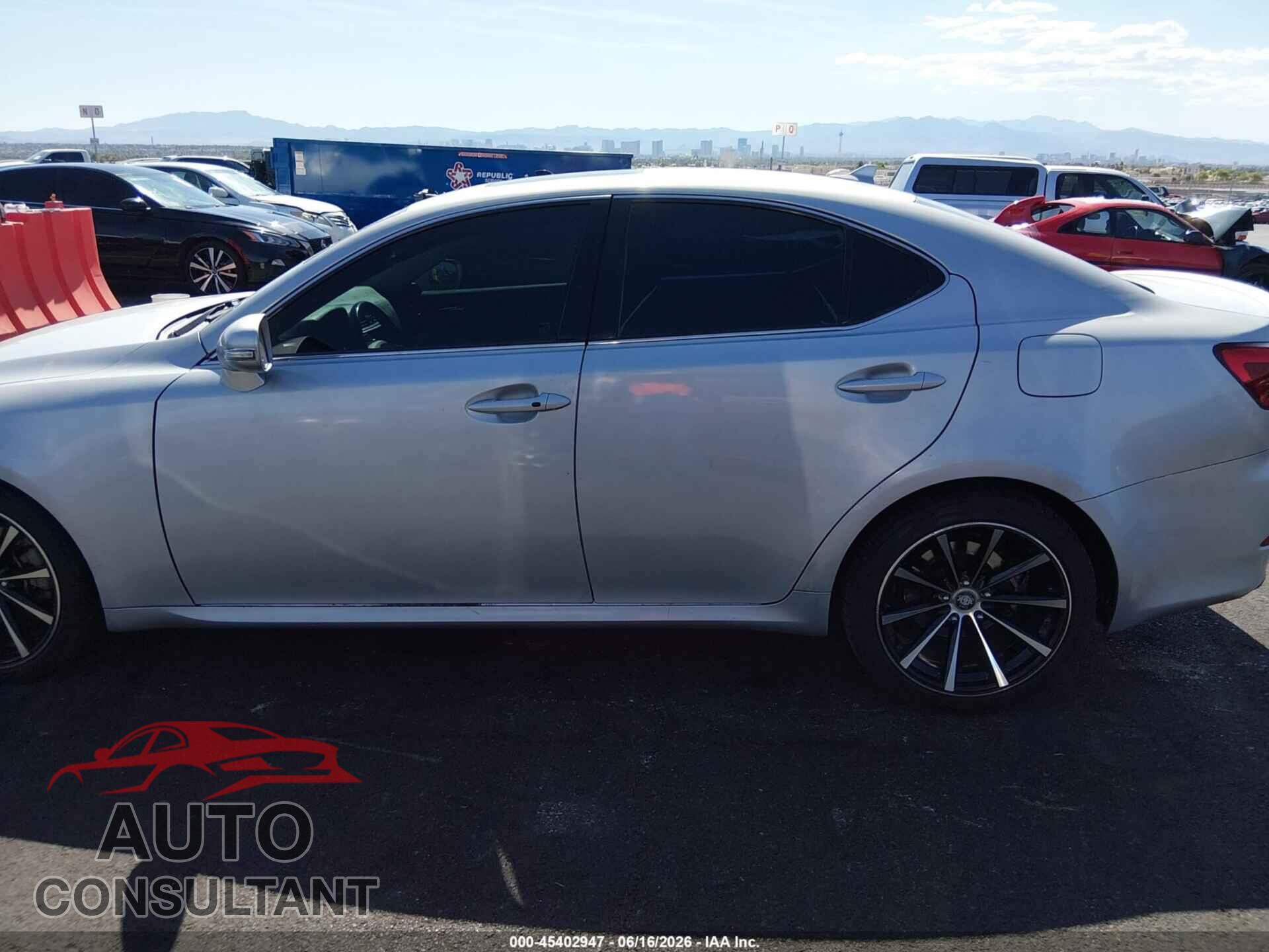 LEXUS IS 250 2010 - JTHBF5C21A5111905