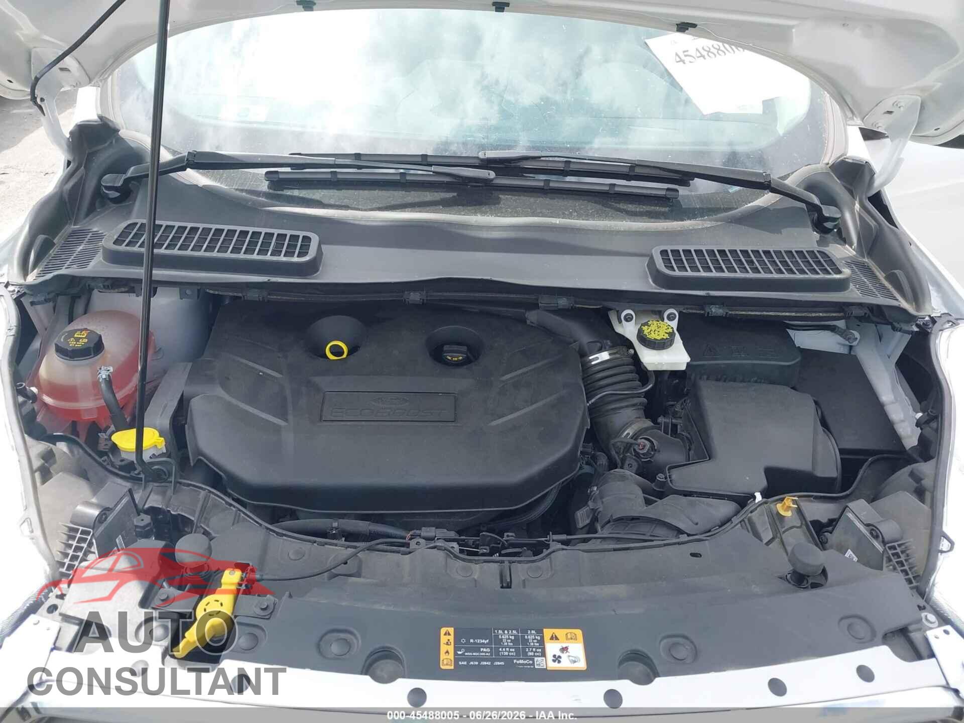 FORD ESCAPE 2018 - 1FMCU9J90JUD03675