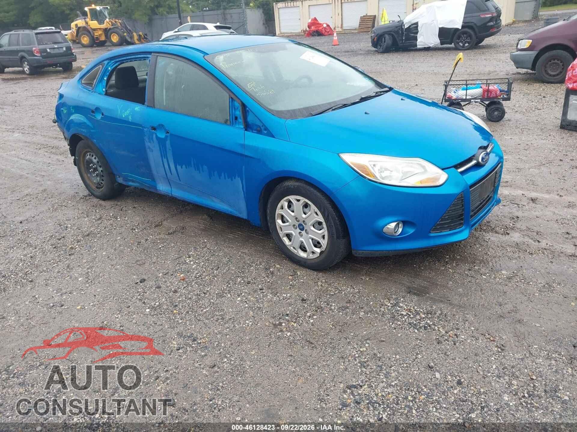 FORD FOCUS 2012 - 1FAHP3F2XCL307211
