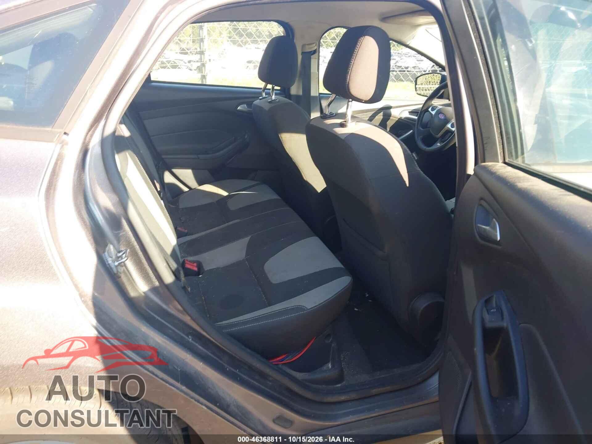 FORD FOCUS 2012 - 1FAHP3F22CL258070