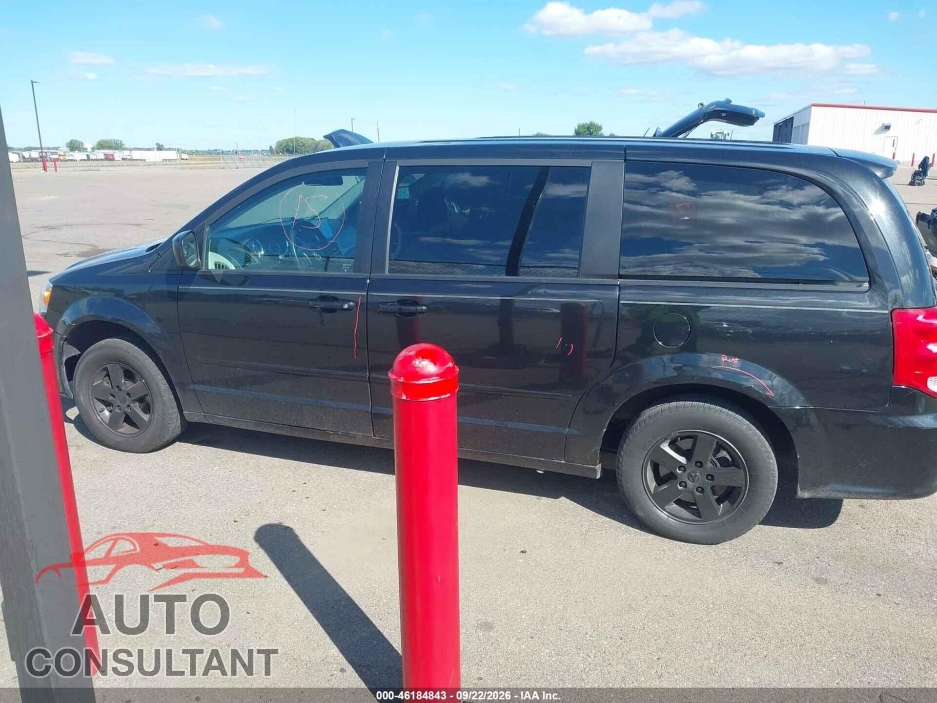 DODGE GRAND CARAVAN 2011 - 2D4RN3DG5BR742844