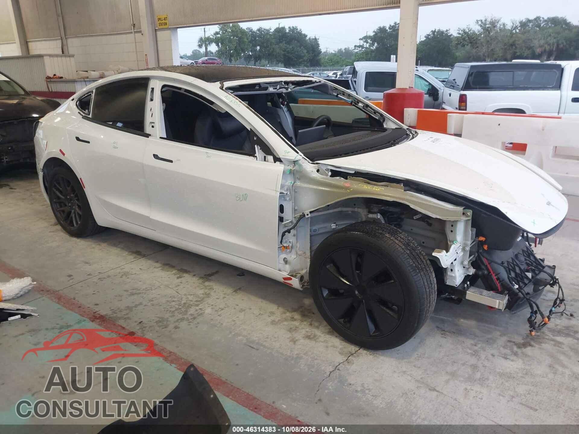 TESLA MODEL 3 2024 - 5YJ3E1EA2RF747331