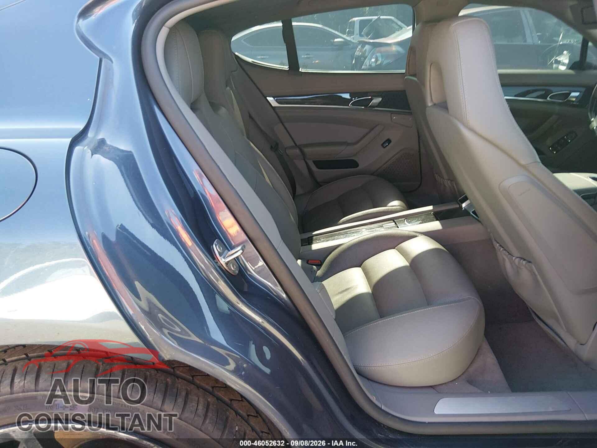 PORSCHE PANAMERA 2011 - WP0AA2A70BL018203