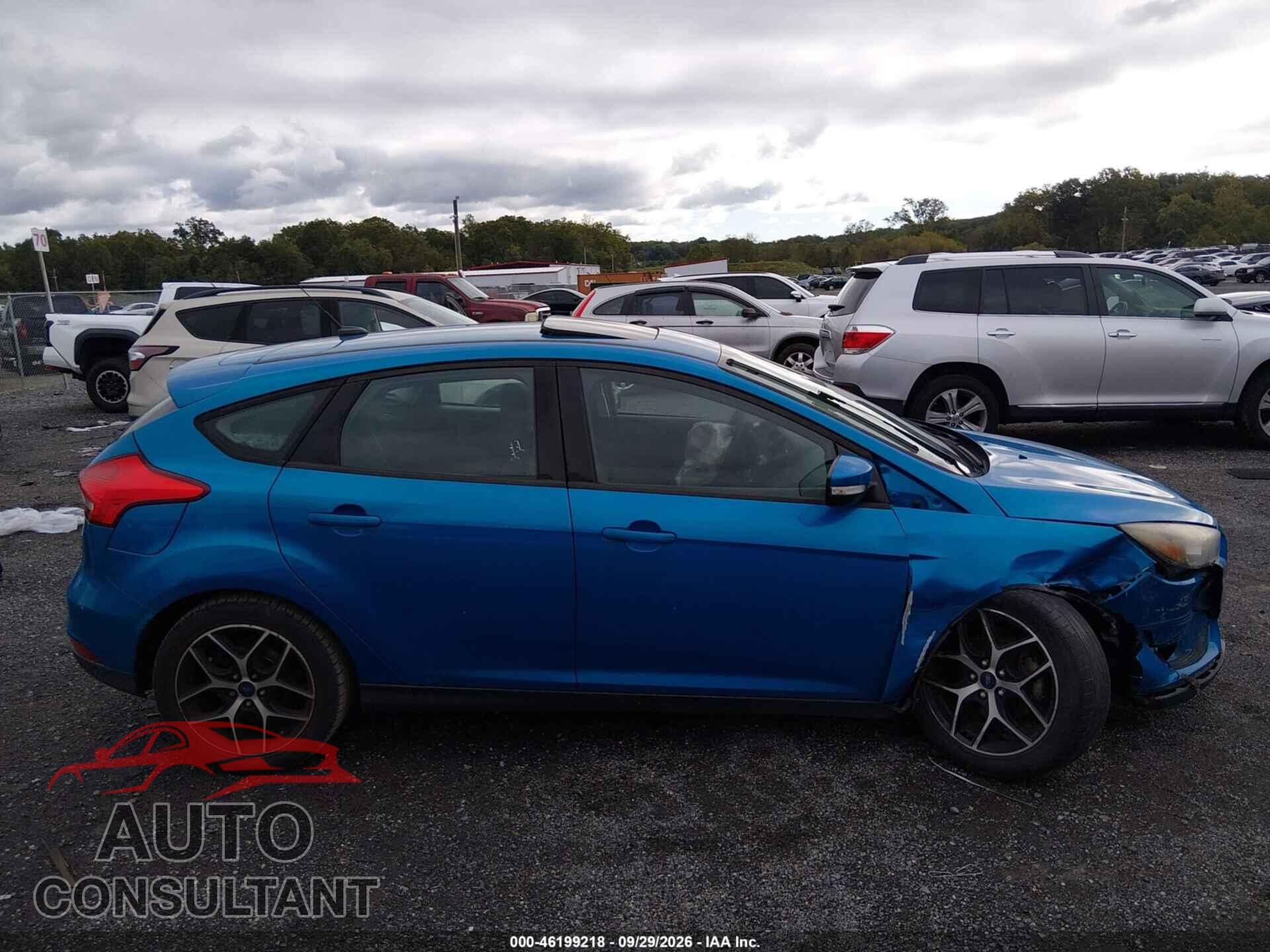 FORD FOCUS 2017 - 1FADP3M21HL228308