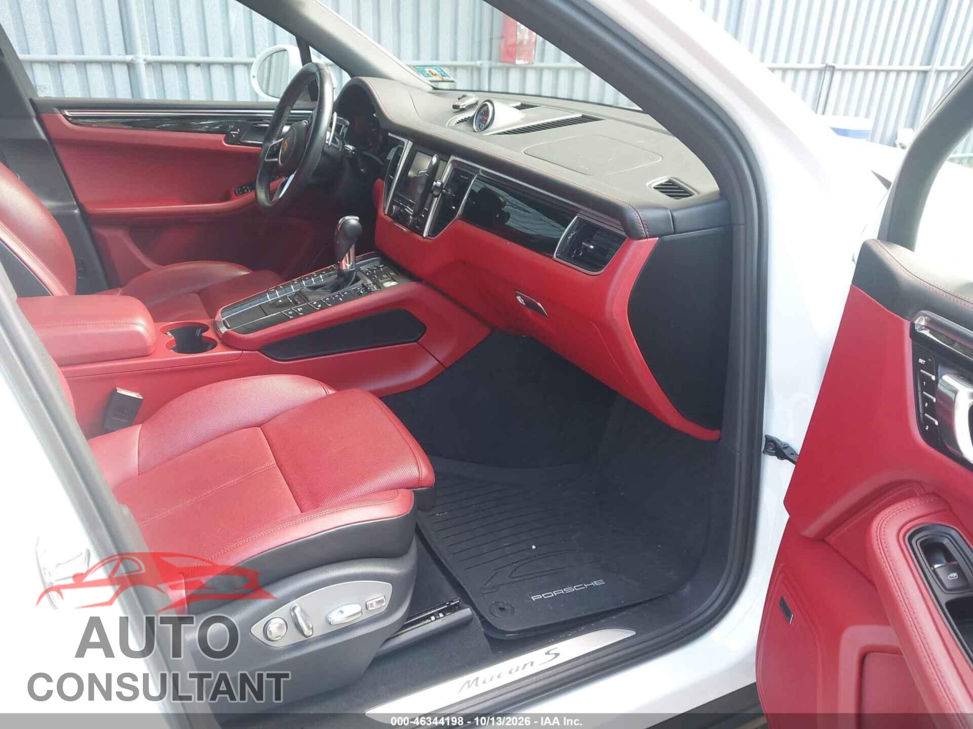 PORSCHE MACAN 2015 - WP1AB2A57FLB61911
