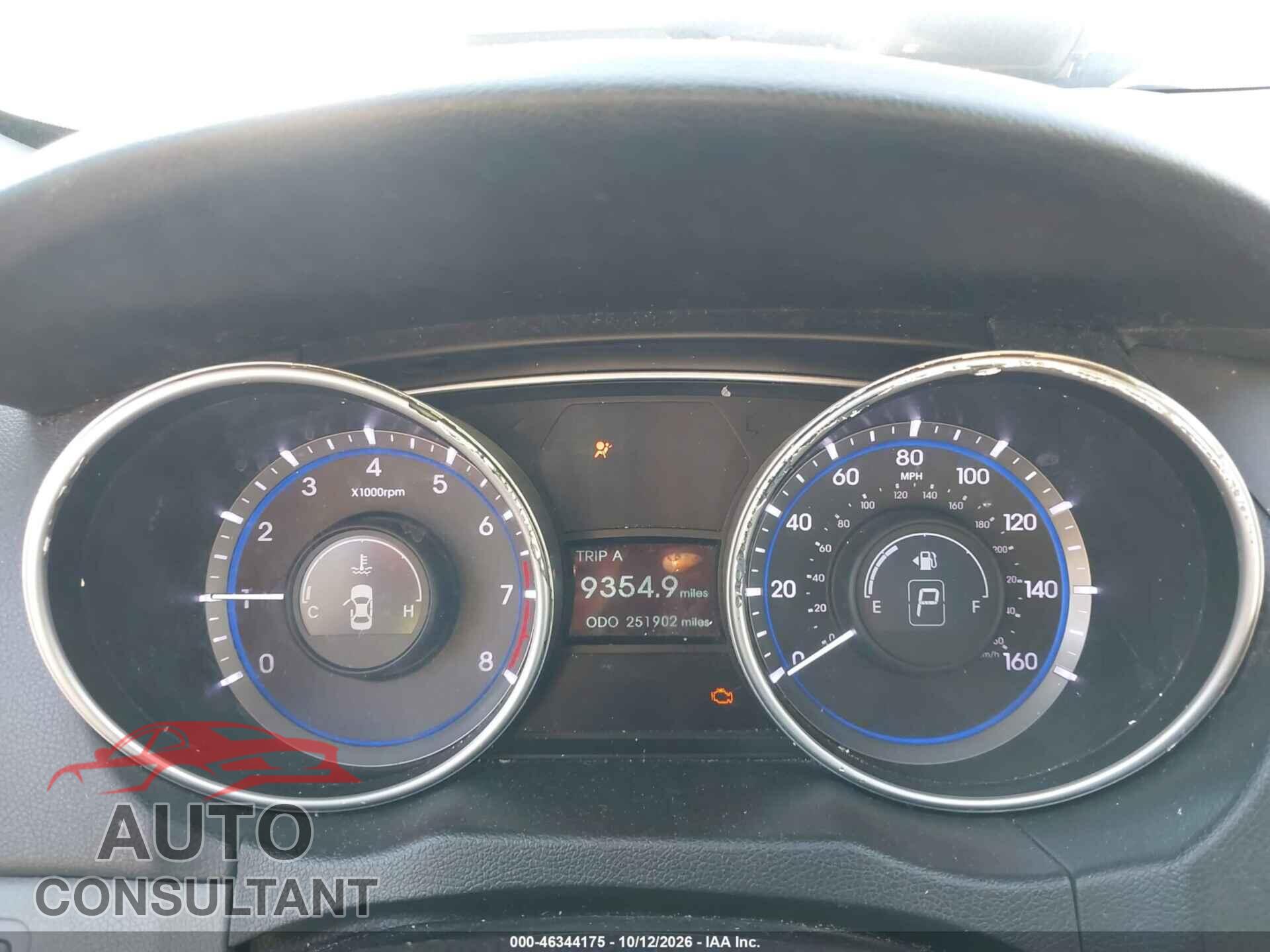HYUNDAI SONATA 2012 - 5NPEB4AC4CH330828