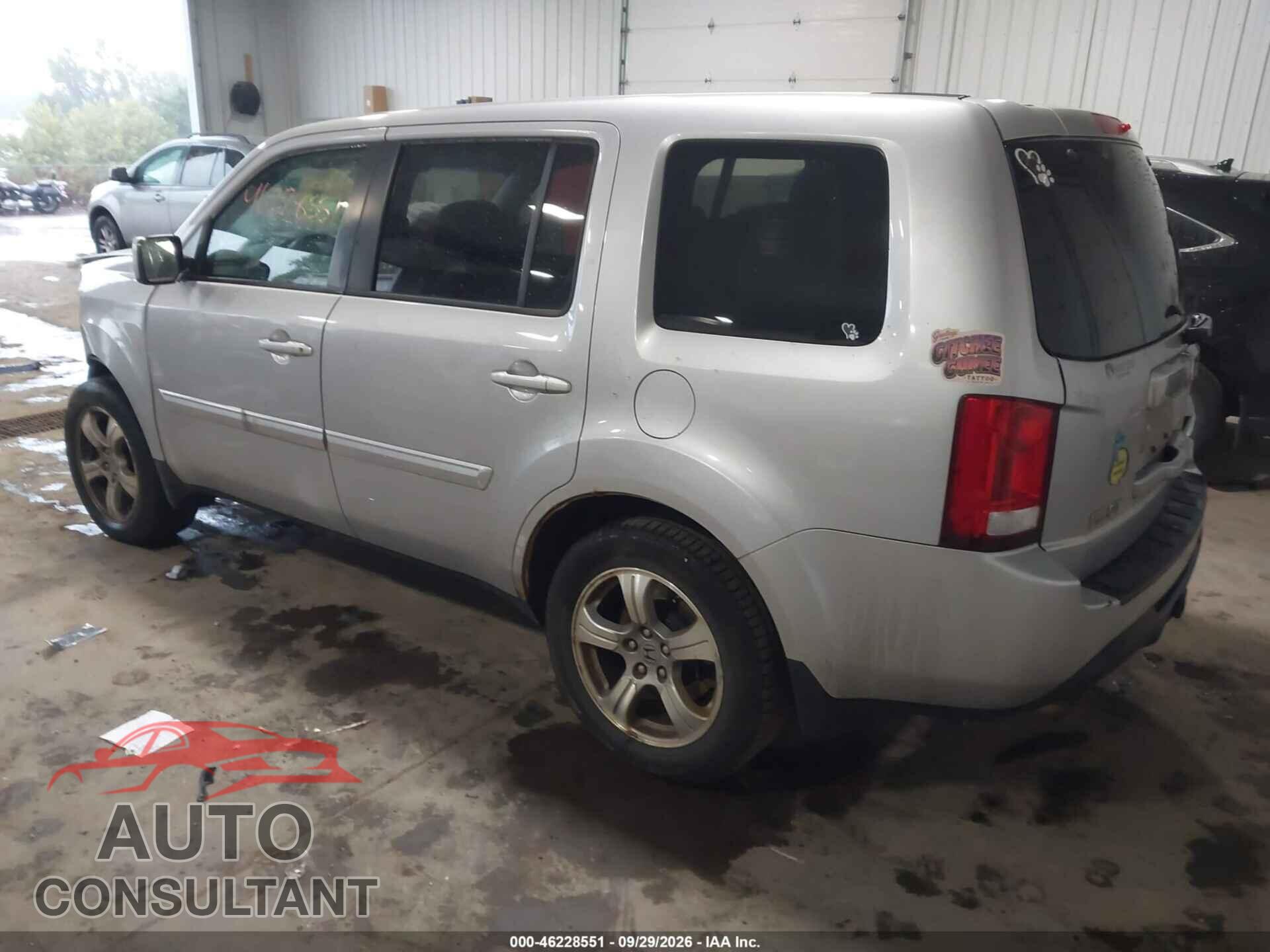 HONDA PILOT 2012 - 5FNYF4H54CB027409