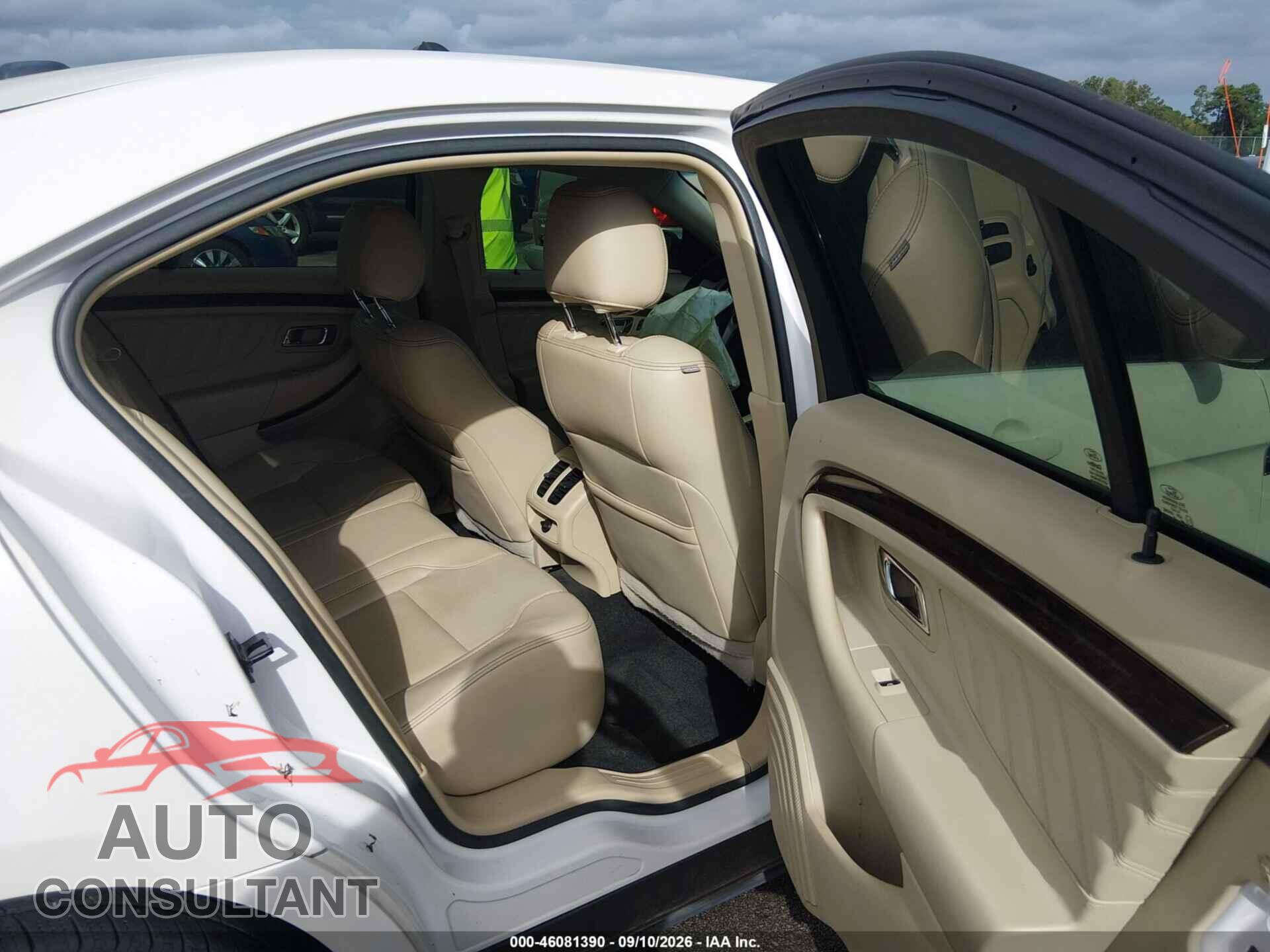 FORD TAURUS 2016 - 1FAHP2F88GG110891