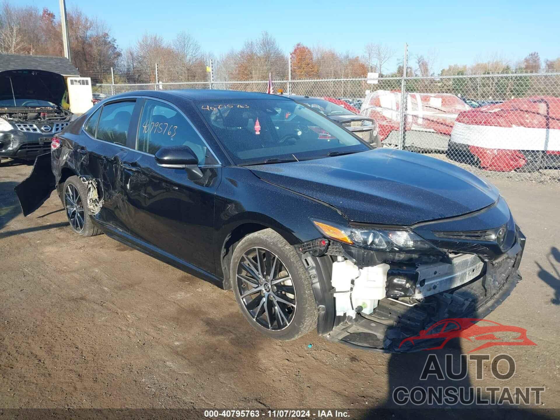 TOYOTA CAMRY 2022 - 4T1G11AK0NU623048