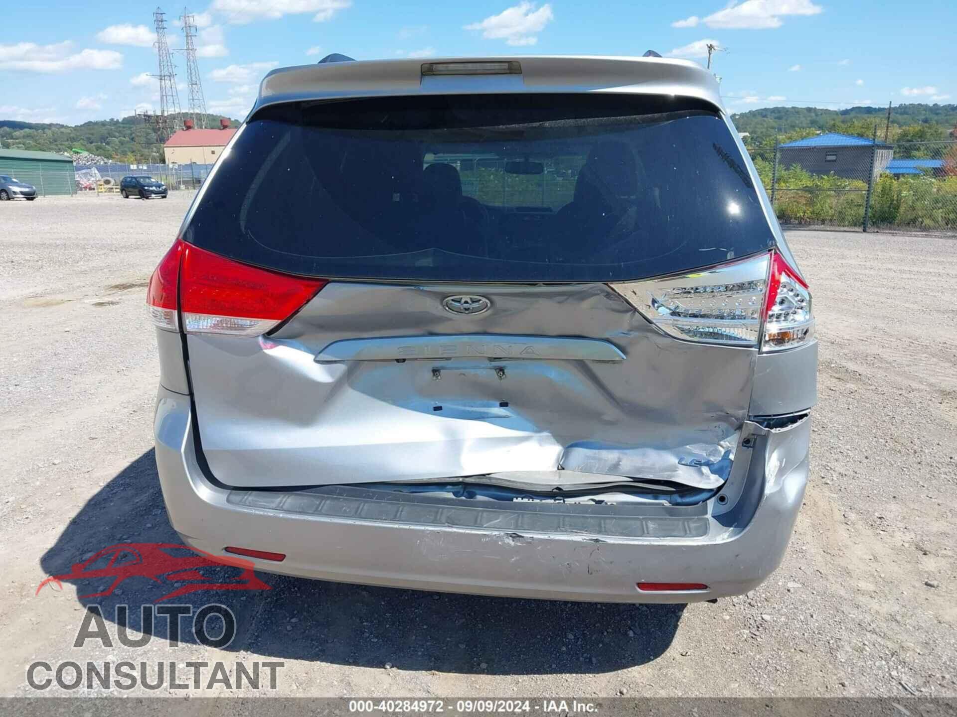TOYOTA SIENNA 2012 - 5TDKK3DCXCS264787