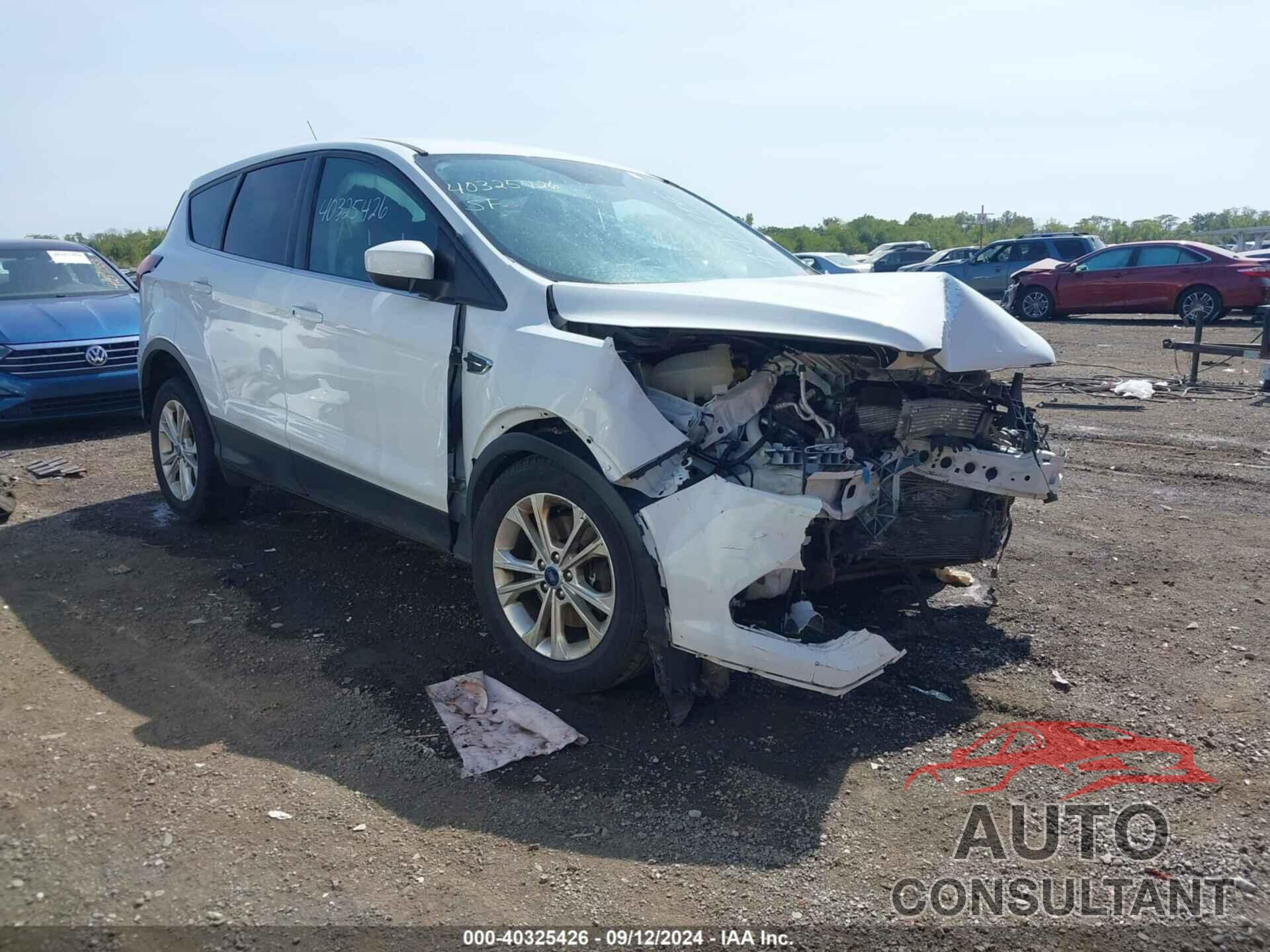 FORD ESCAPE 2019 - 1FMCU9GD0KUA93706