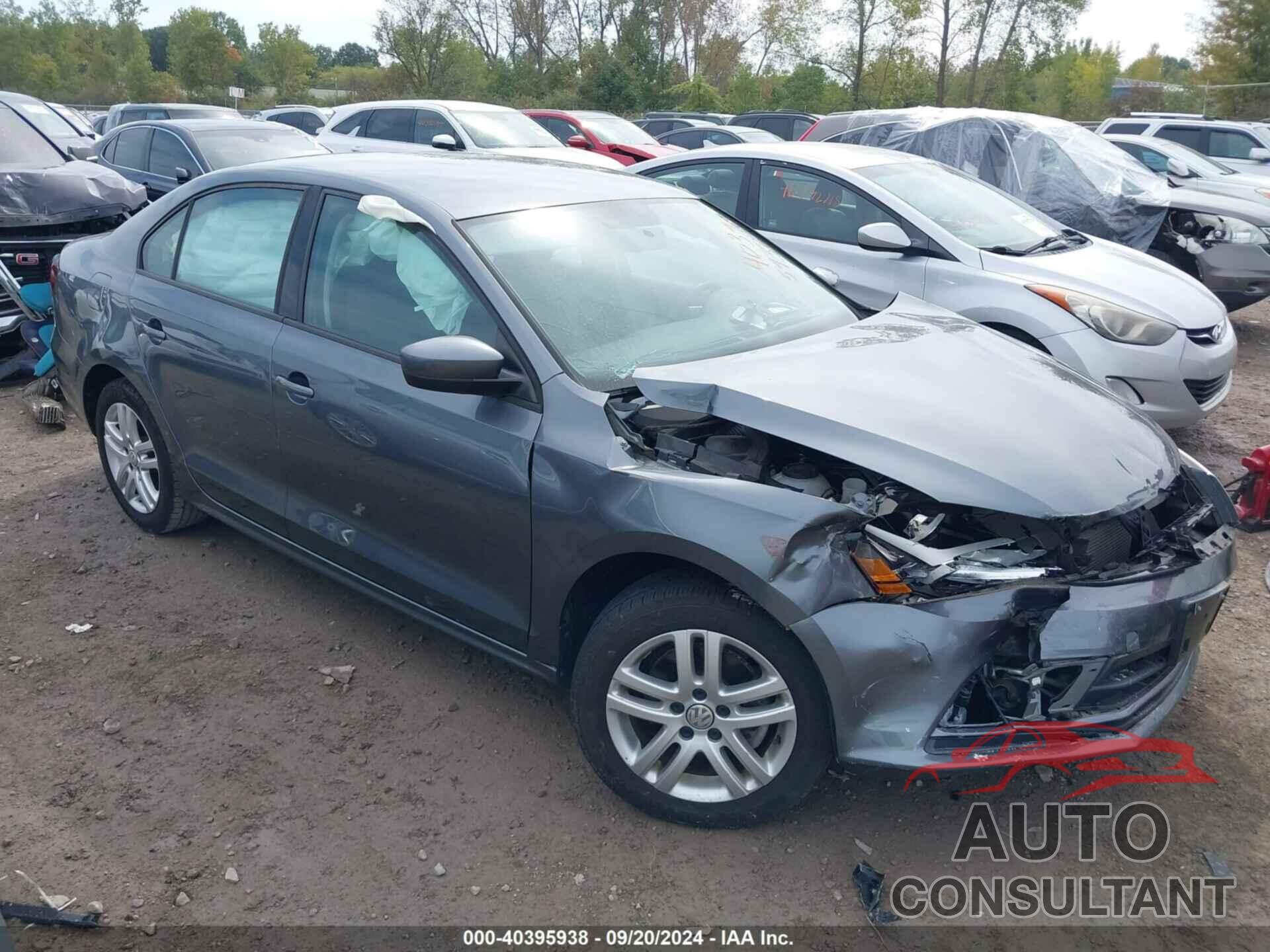 VOLKSWAGEN JETTA 2018 - 3VW2B7AJ7JM214711