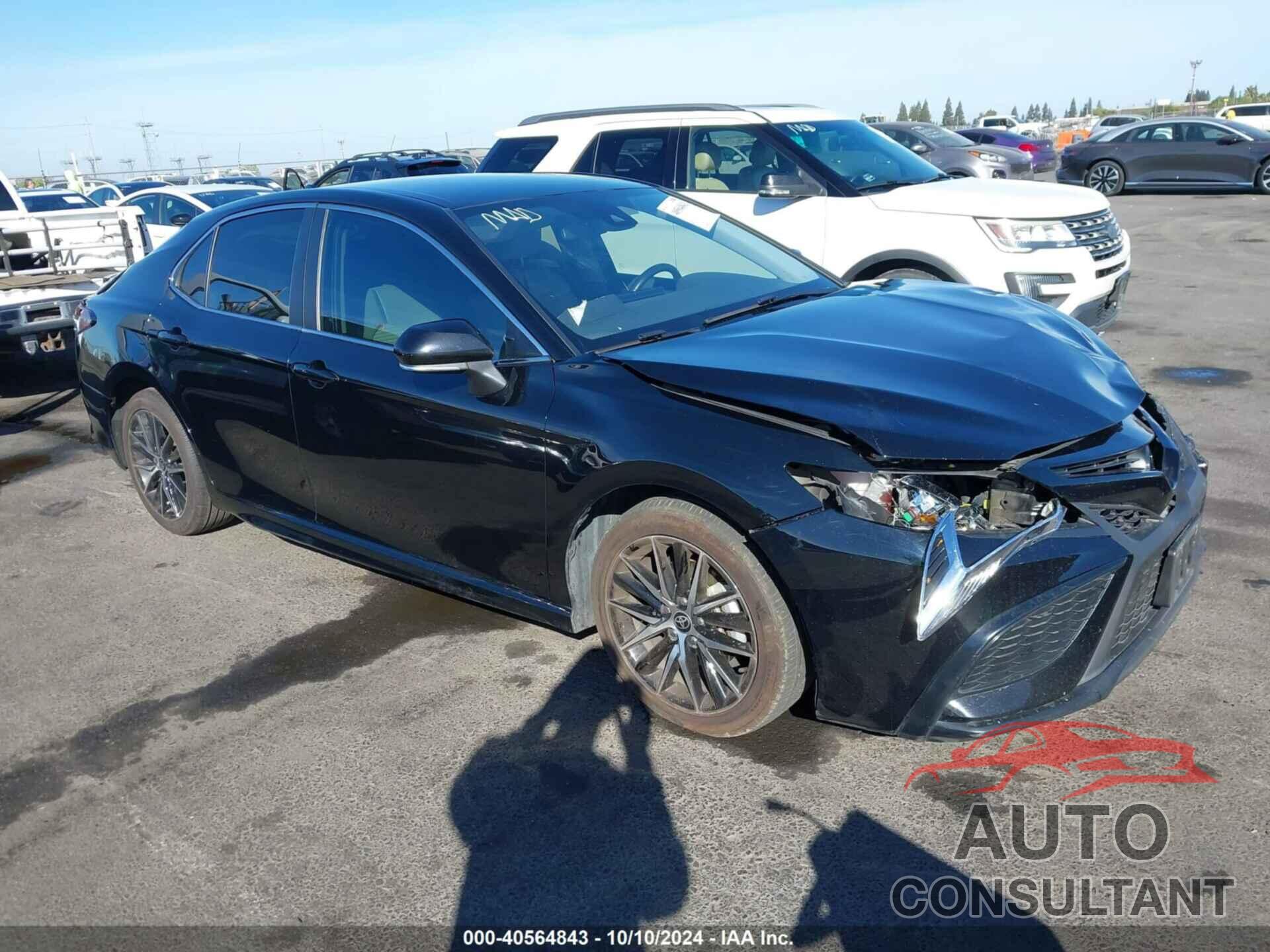 TOYOTA CAMRY 2022 - 4T1G11AK3NU675659